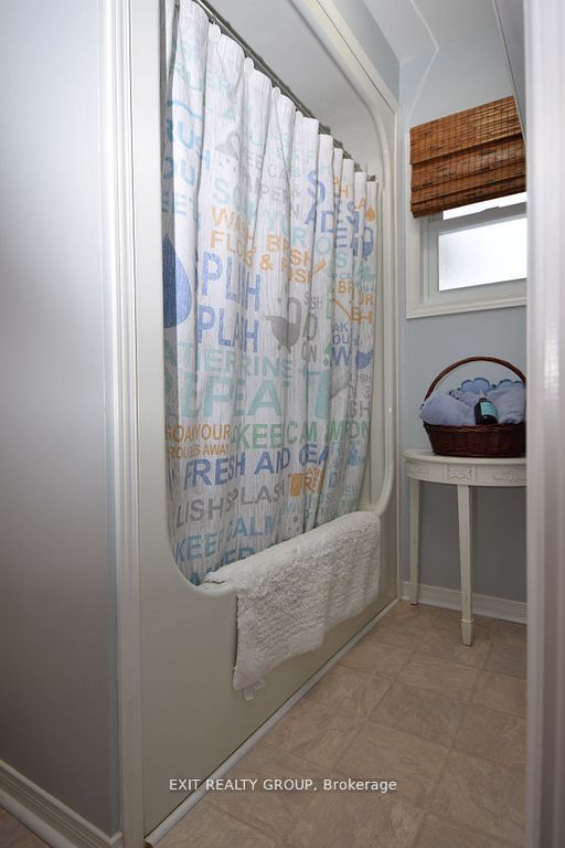 1 Quaker Court Property Photo 20
