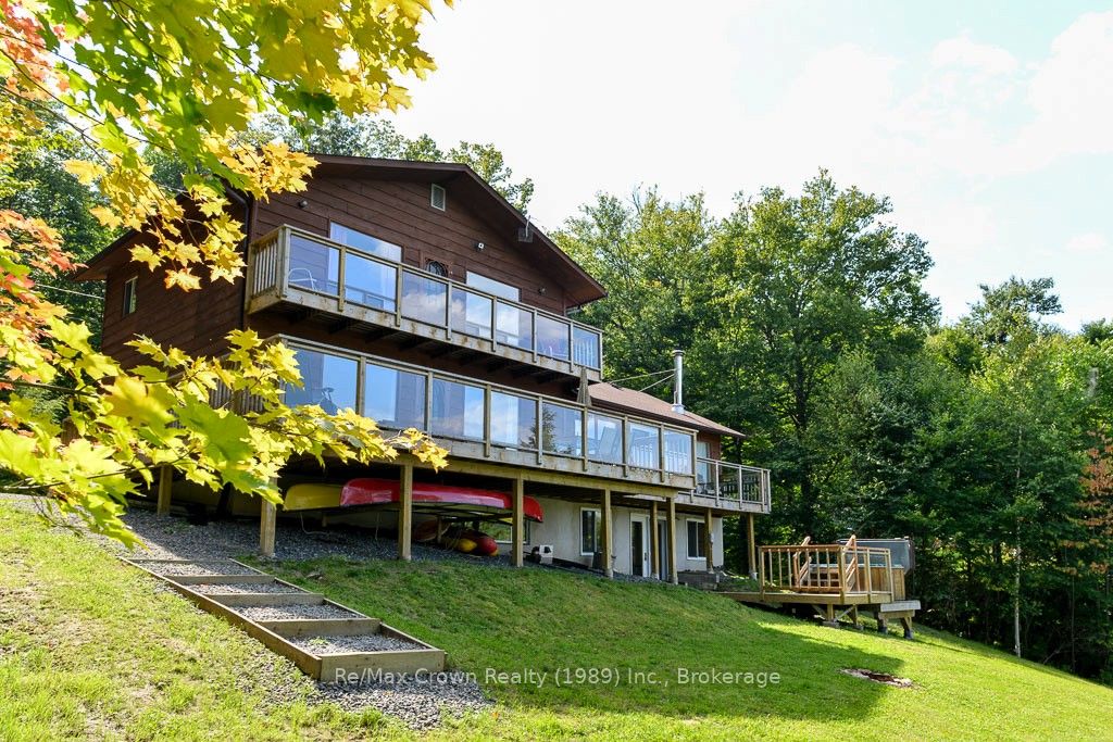 294 Everett Drive Property Photo 1