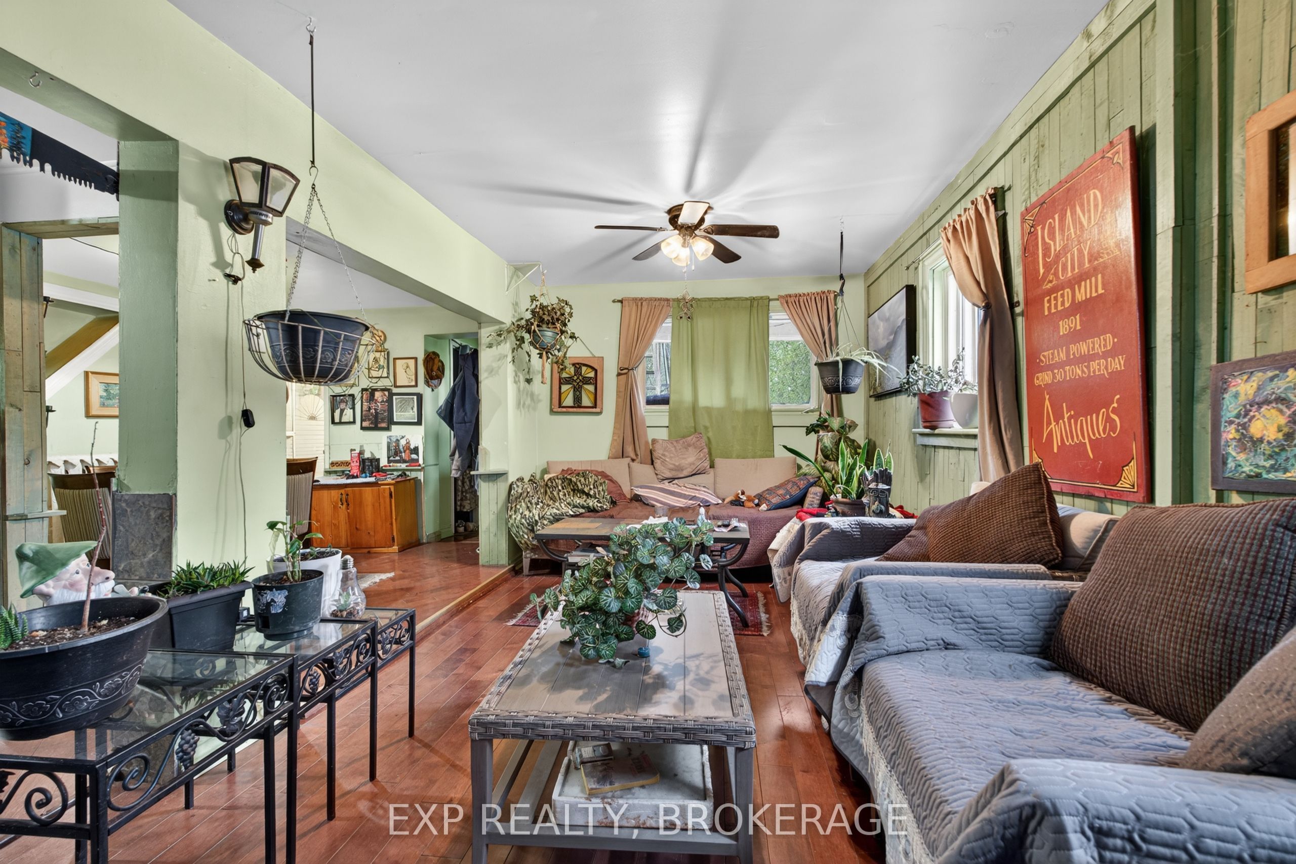 342 King Street W Property Photo 33