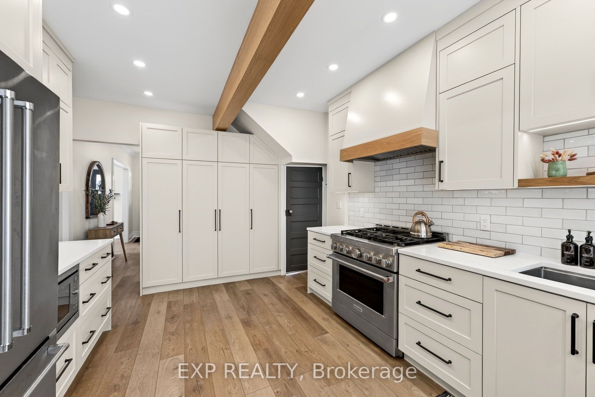 16 Barker Street Property Photo 13