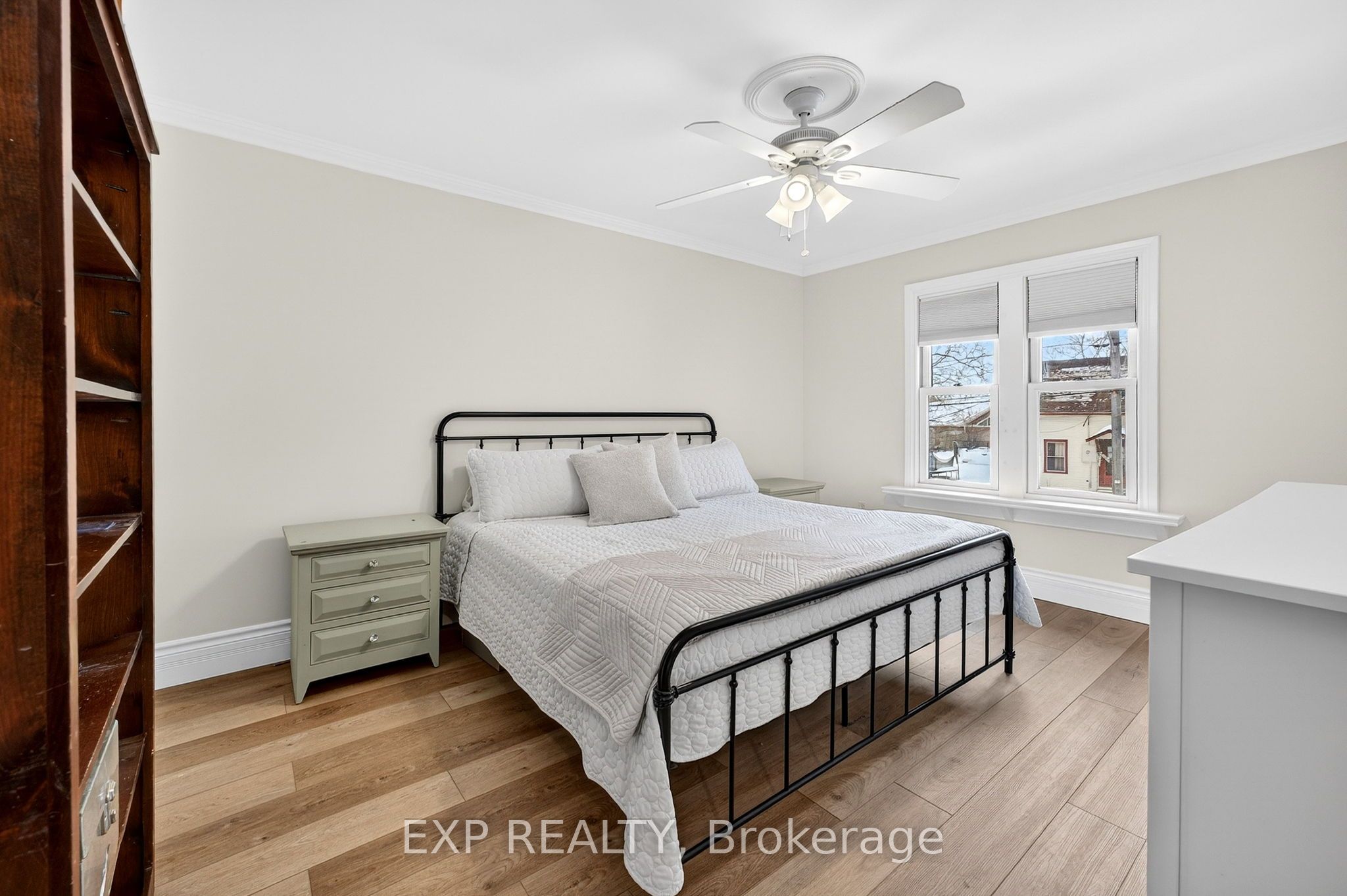 16 Barker Street Property Photo 26