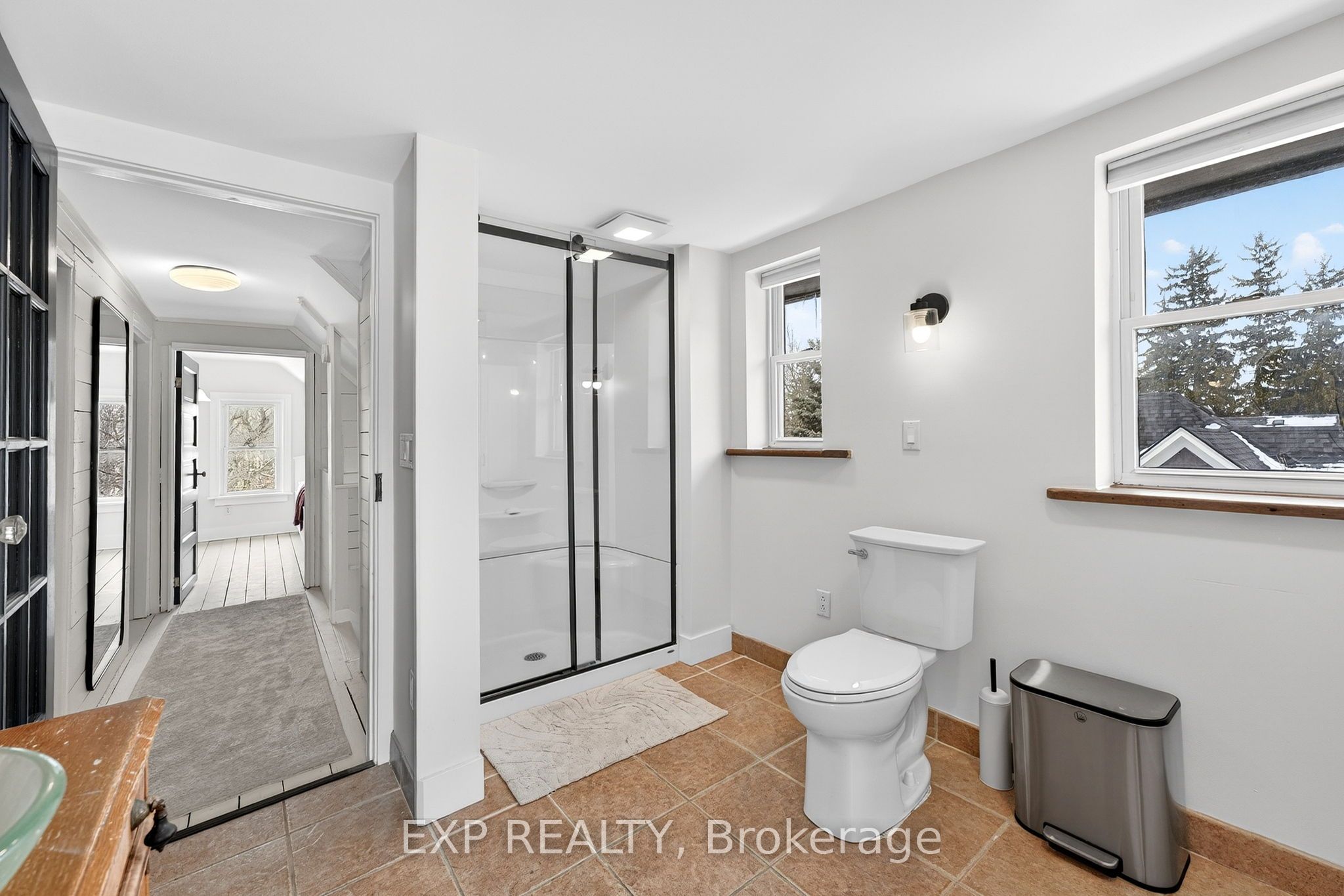 16 Barker Street Property Photo 38