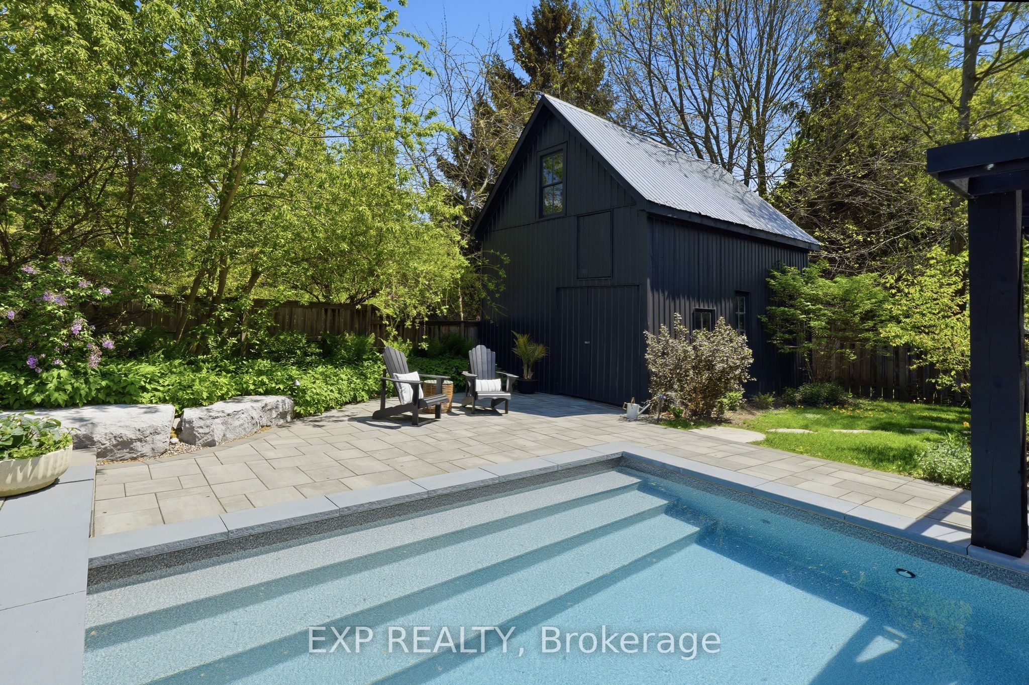 16 Barker Street Property Photo 46