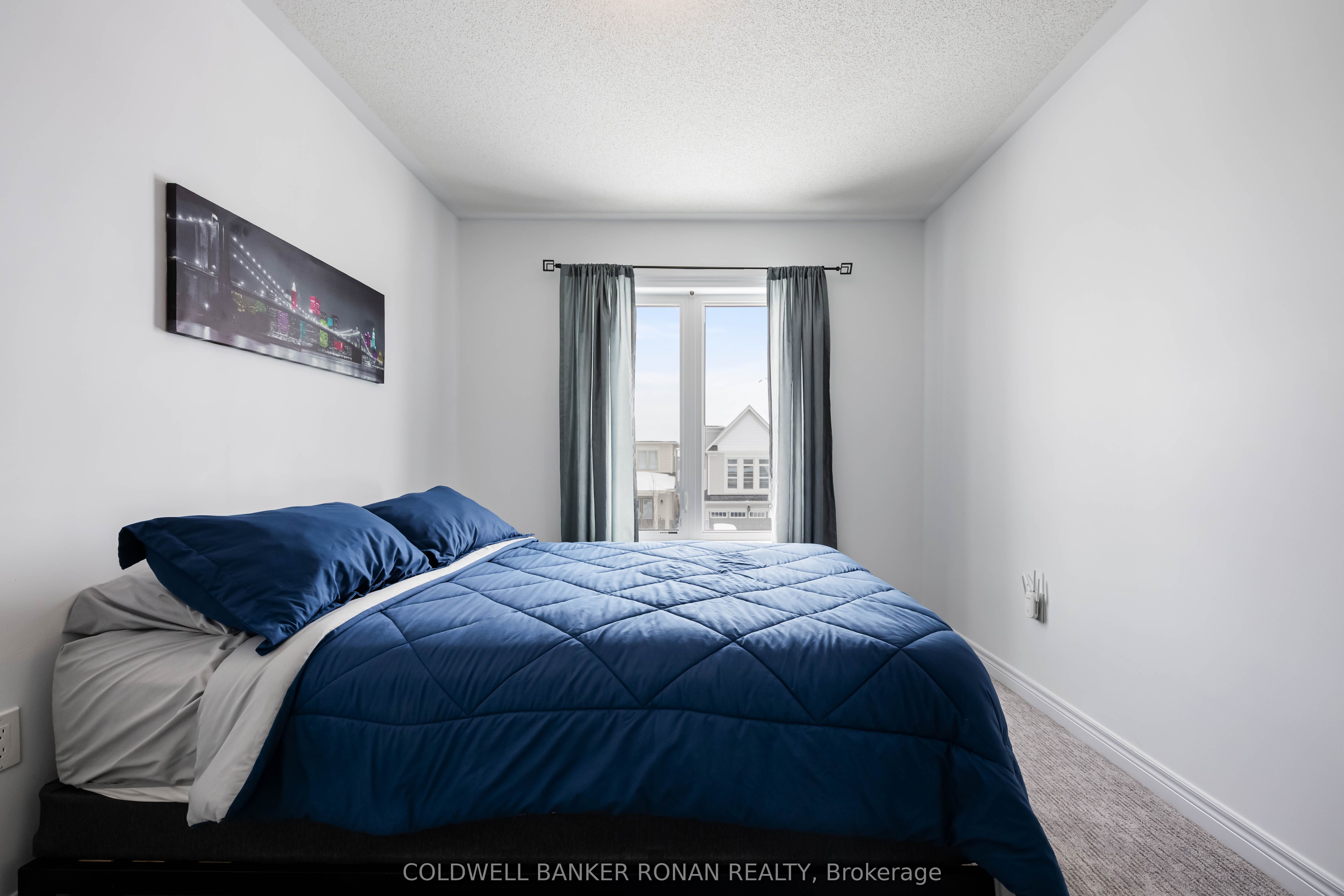 71 Harpin Way W Property Photo 21
