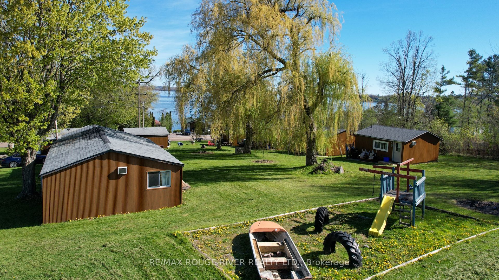 6099 Curtis Point Road Property Photo 3