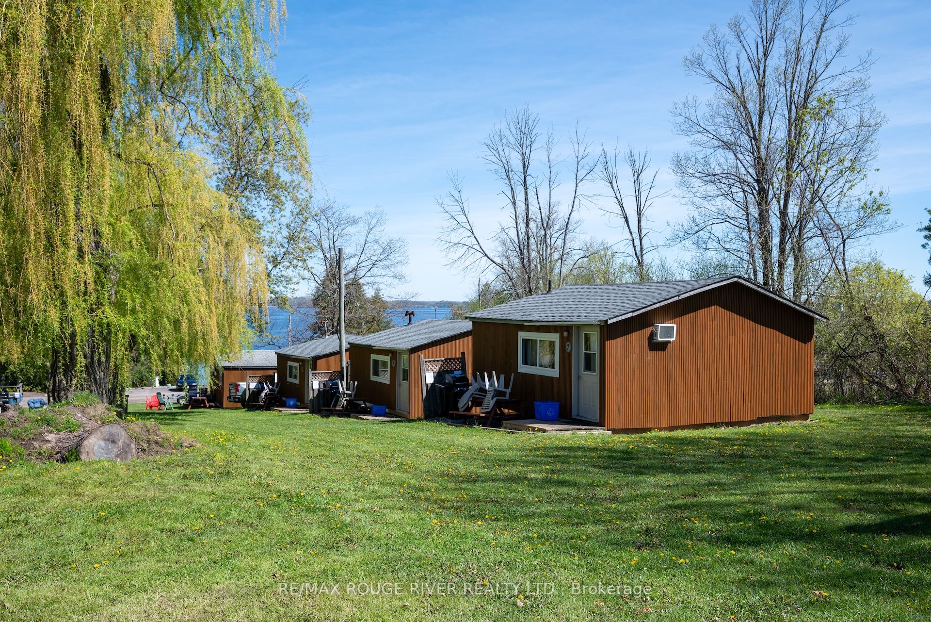 6099 Curtis Point Road Property Photo 4