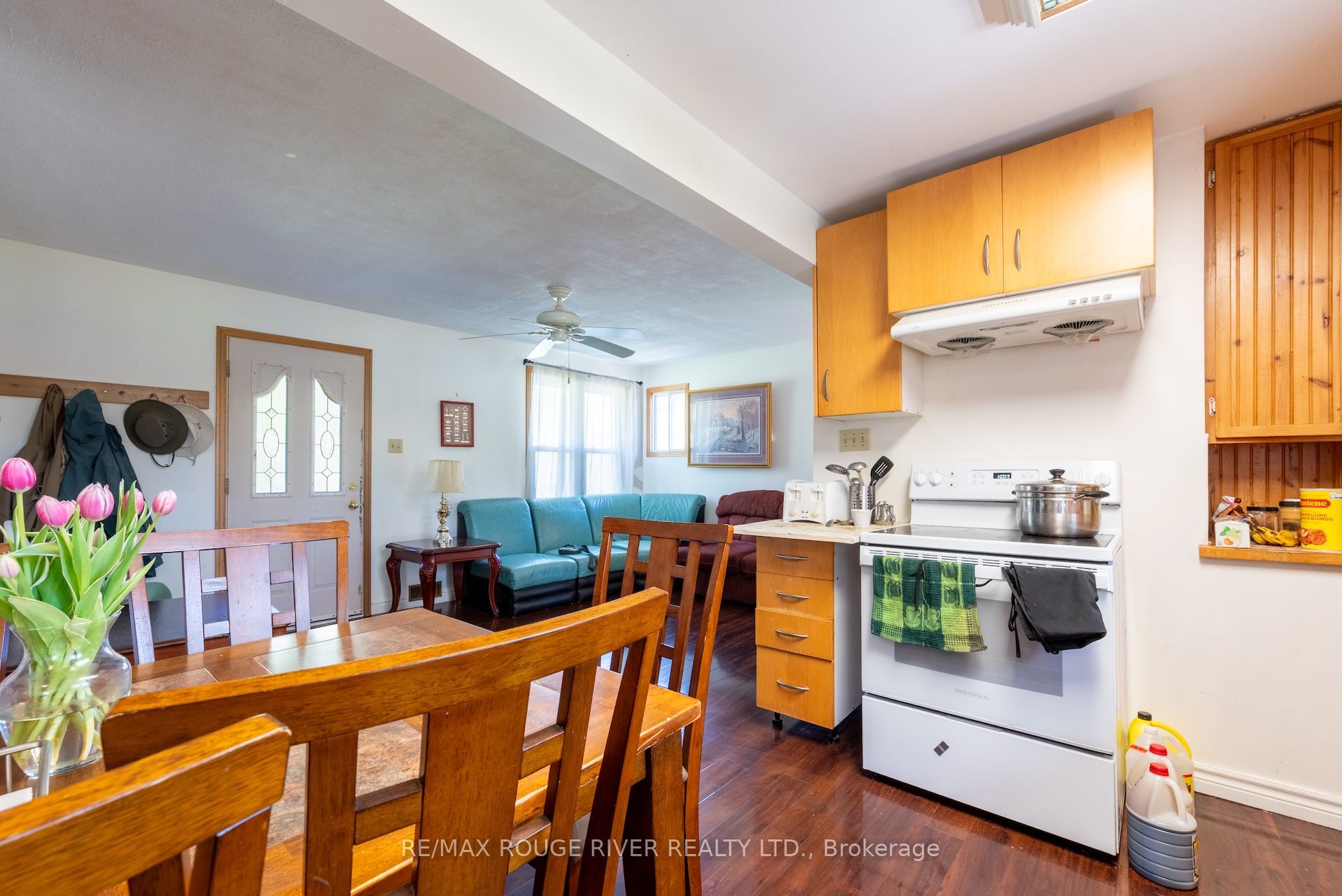 6099 Curtis Point Road Property Photo 13