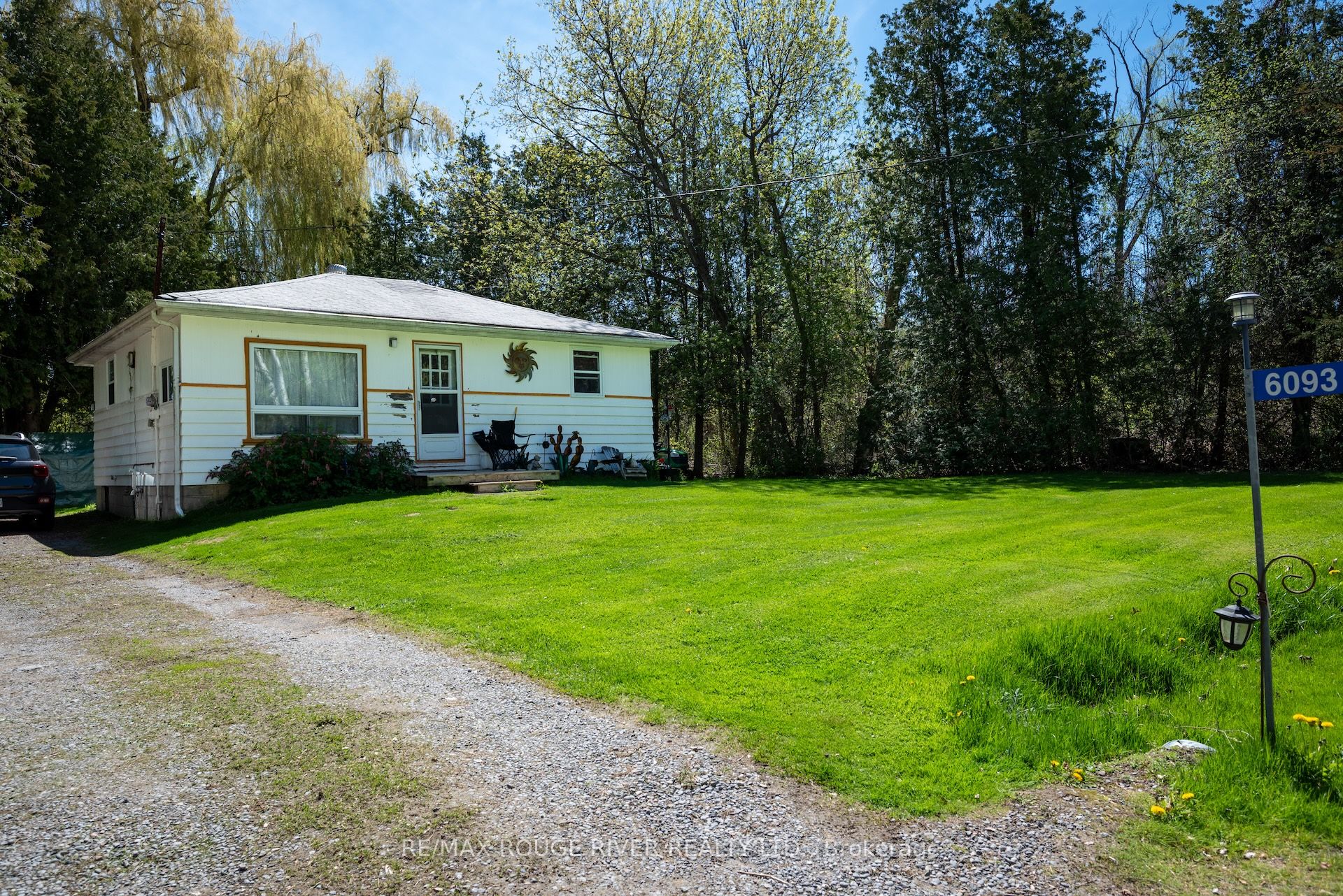 6099 Curtis Point Road Property Photo 14