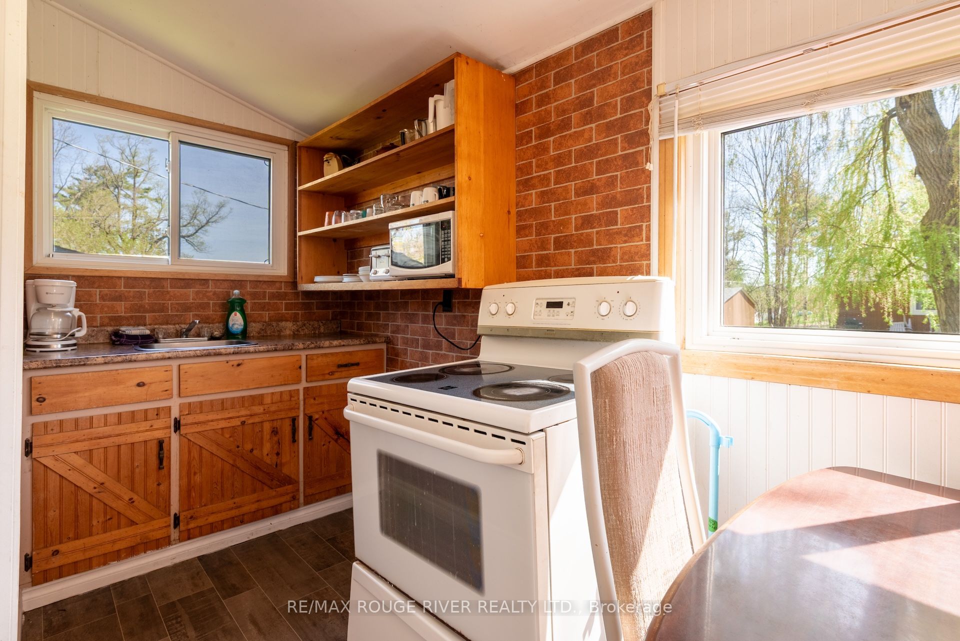 6099 Curtis Point Road Property Photo 19