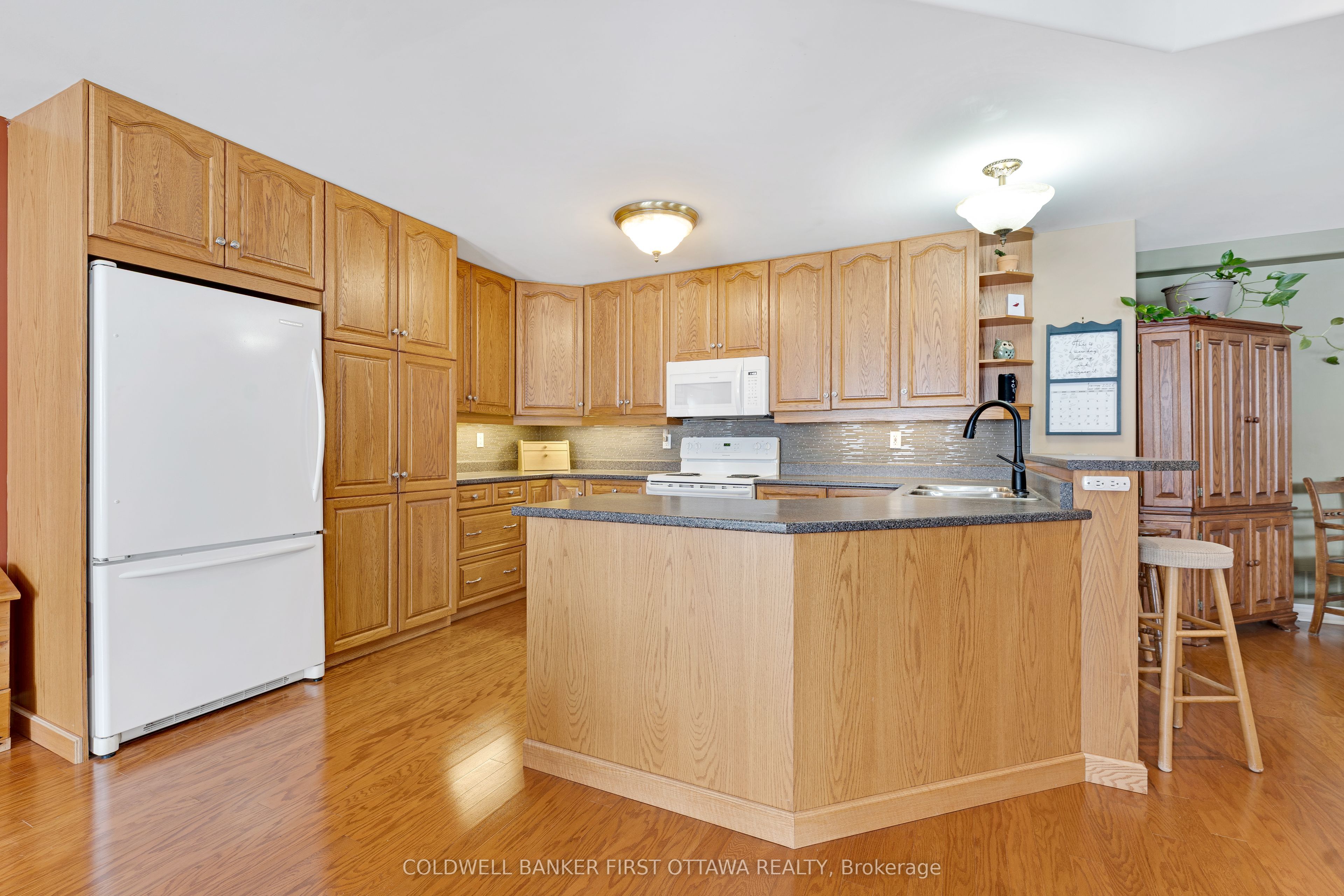 2600 Ramsay Concession 2b Property Photo 35