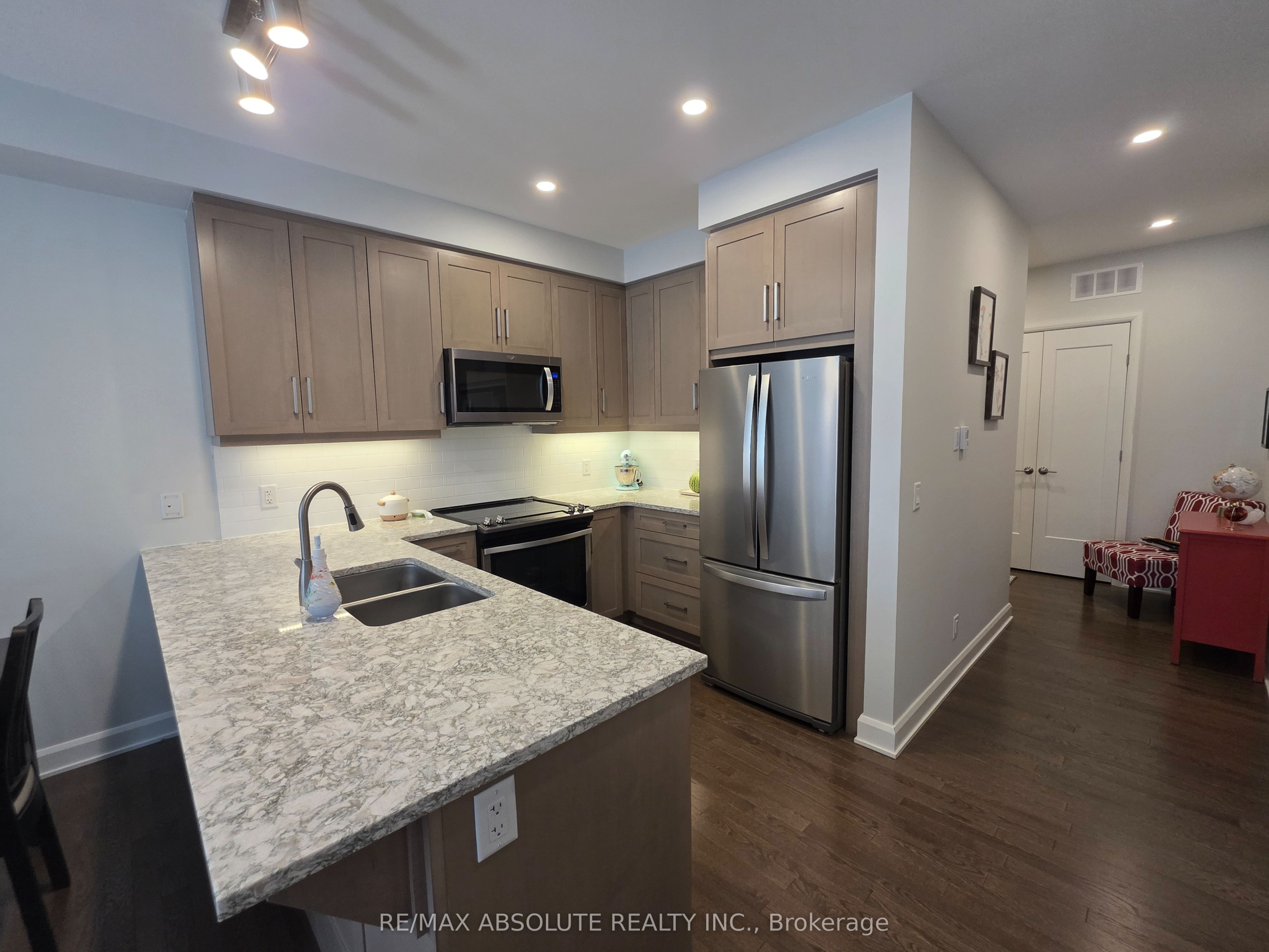 160 Boundstone Way 103 Property Photo 11