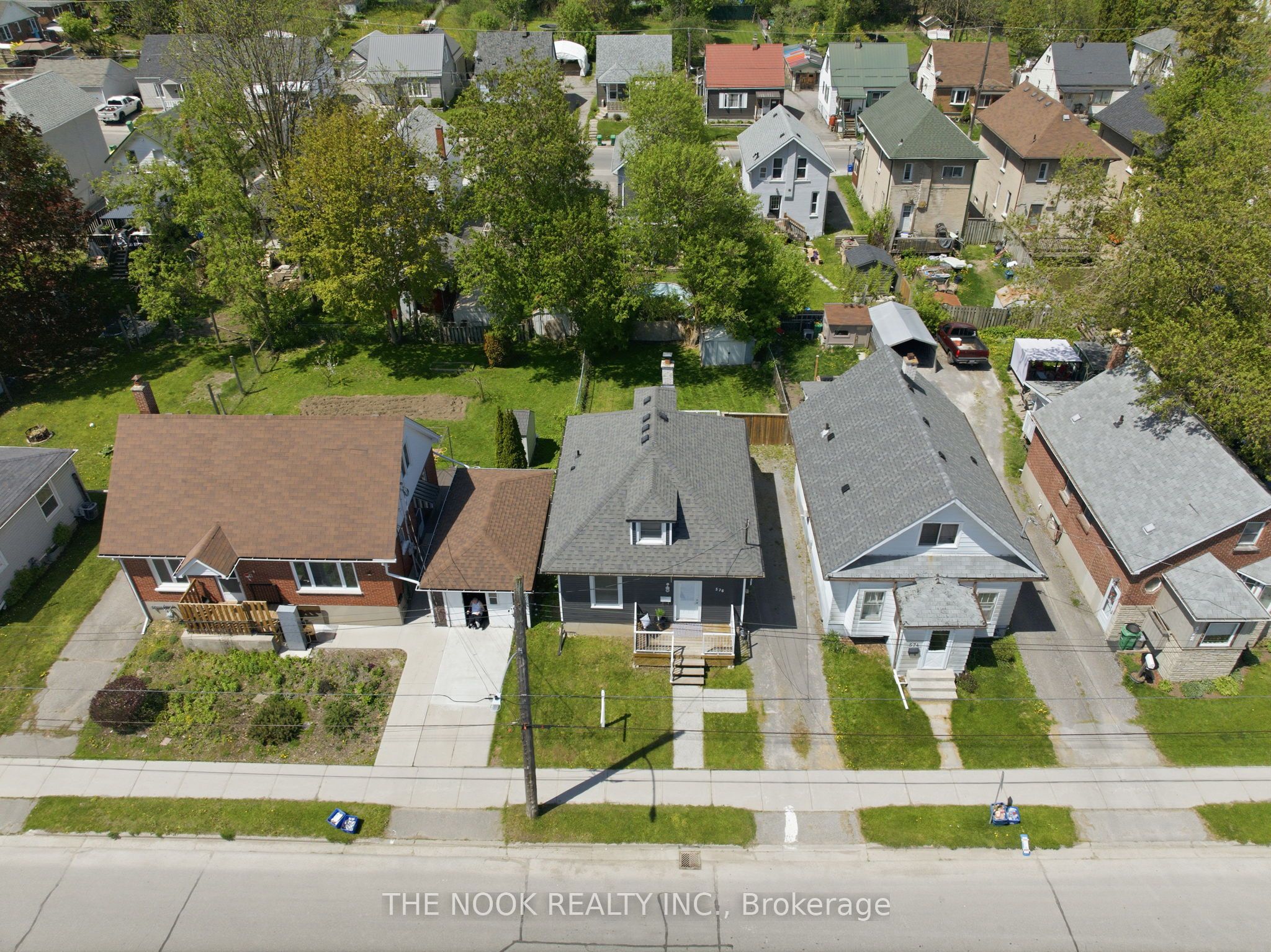 576 Wolfe Street Property Photo 19