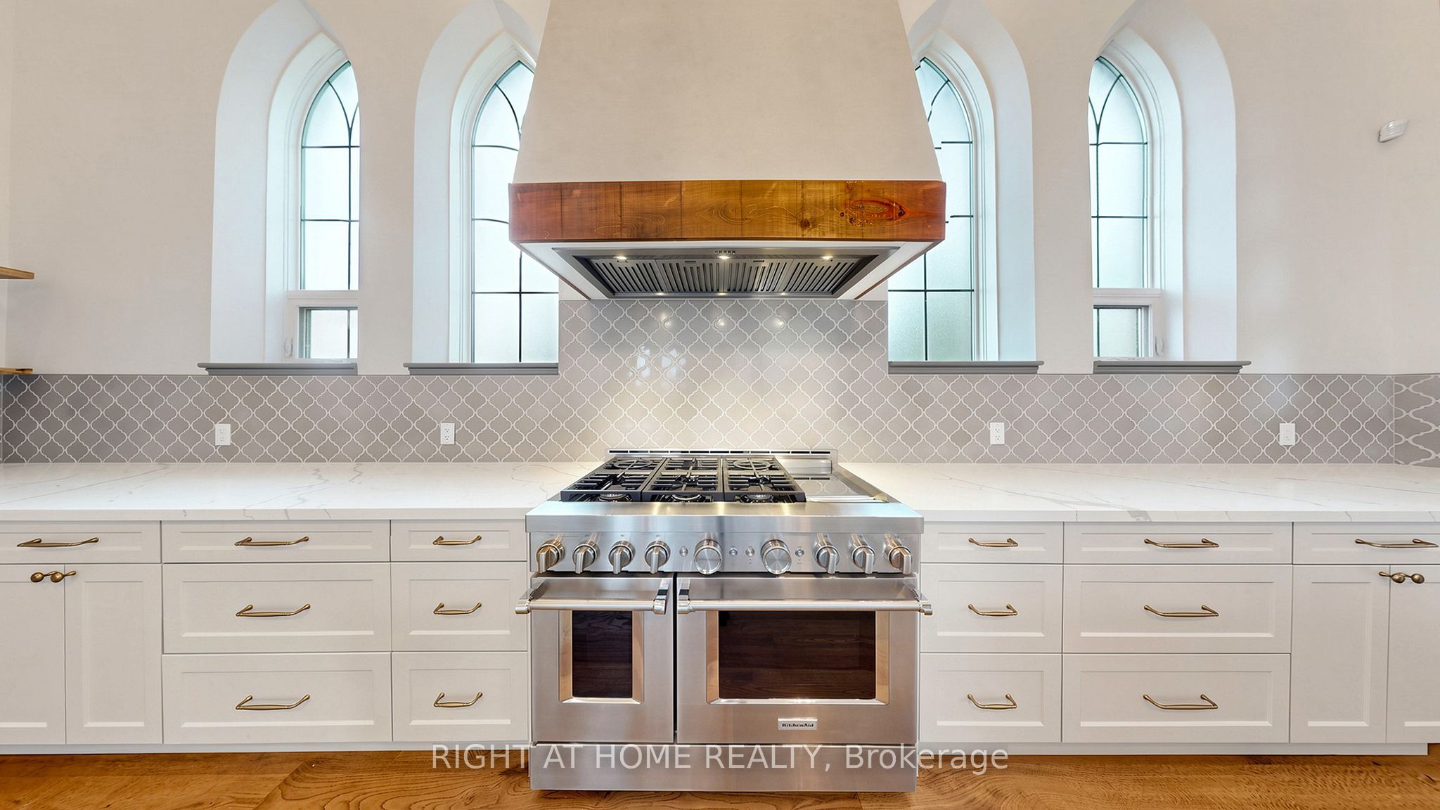 41 Talbot Road Property Photo 11