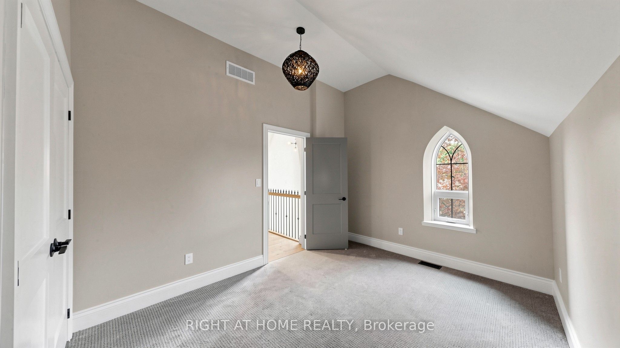 41 Talbot Road Property Photo 22