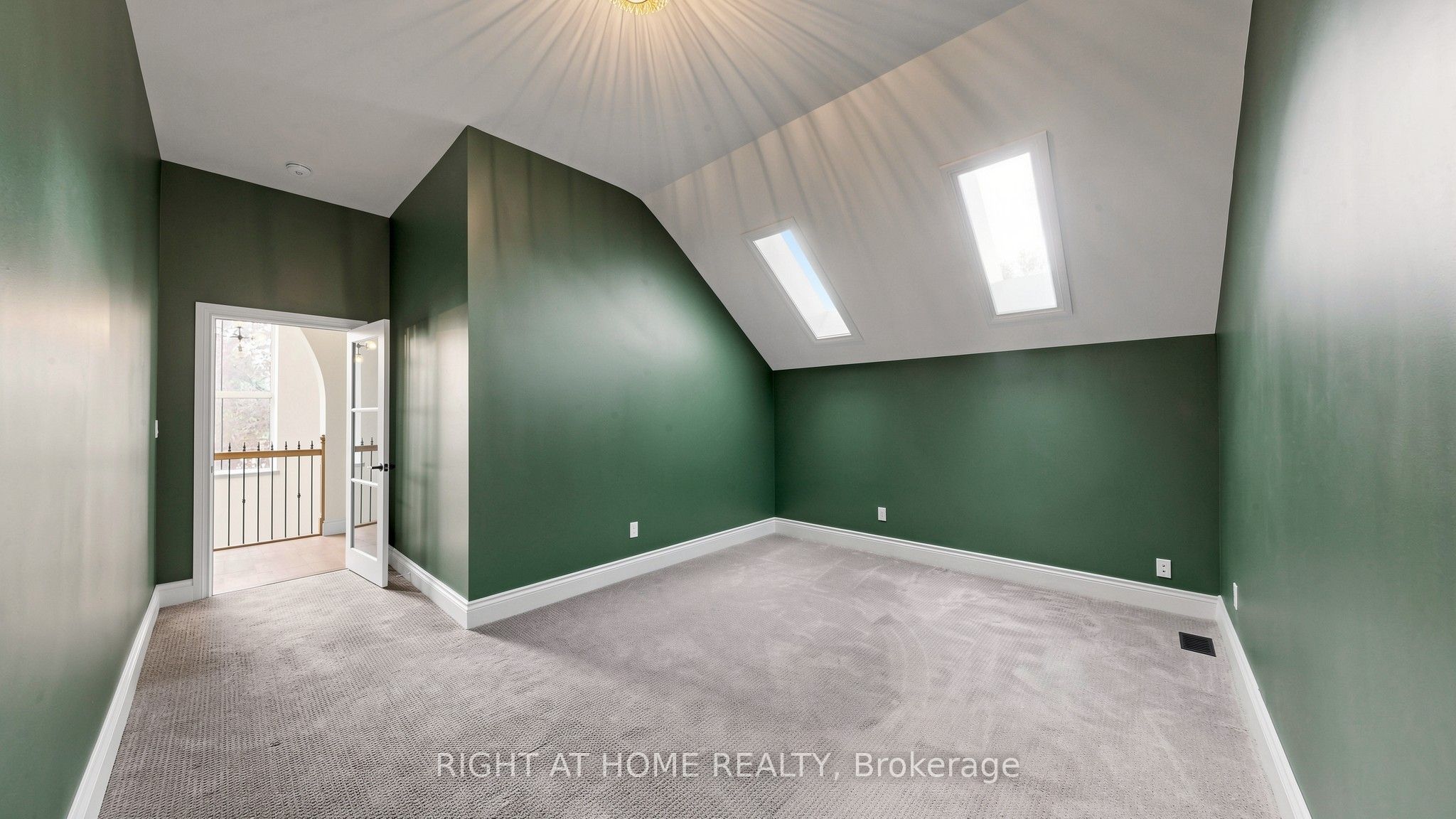 41 Talbot Road Property Photo 24