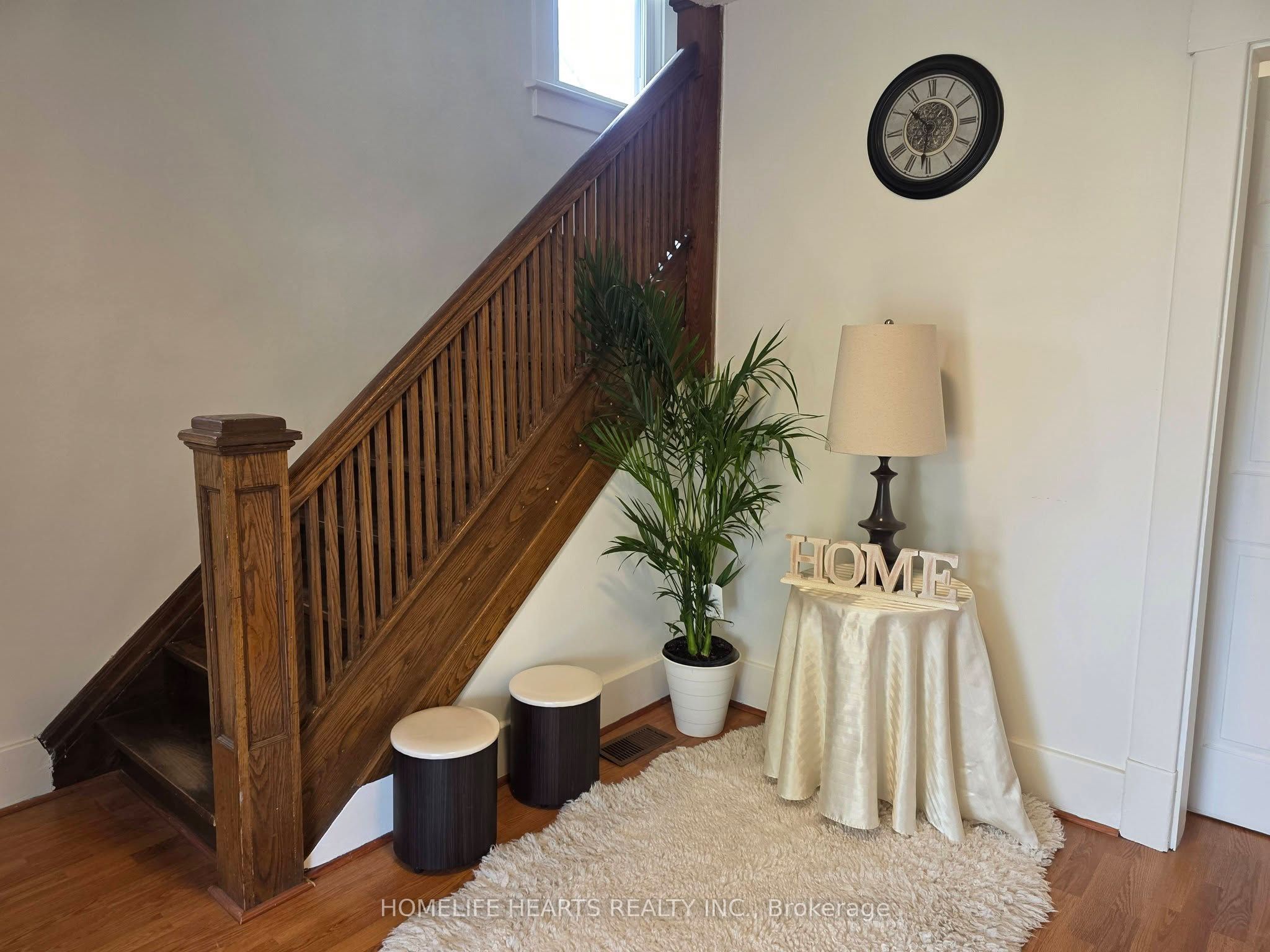 5404 Bridge Street Property Photo 4