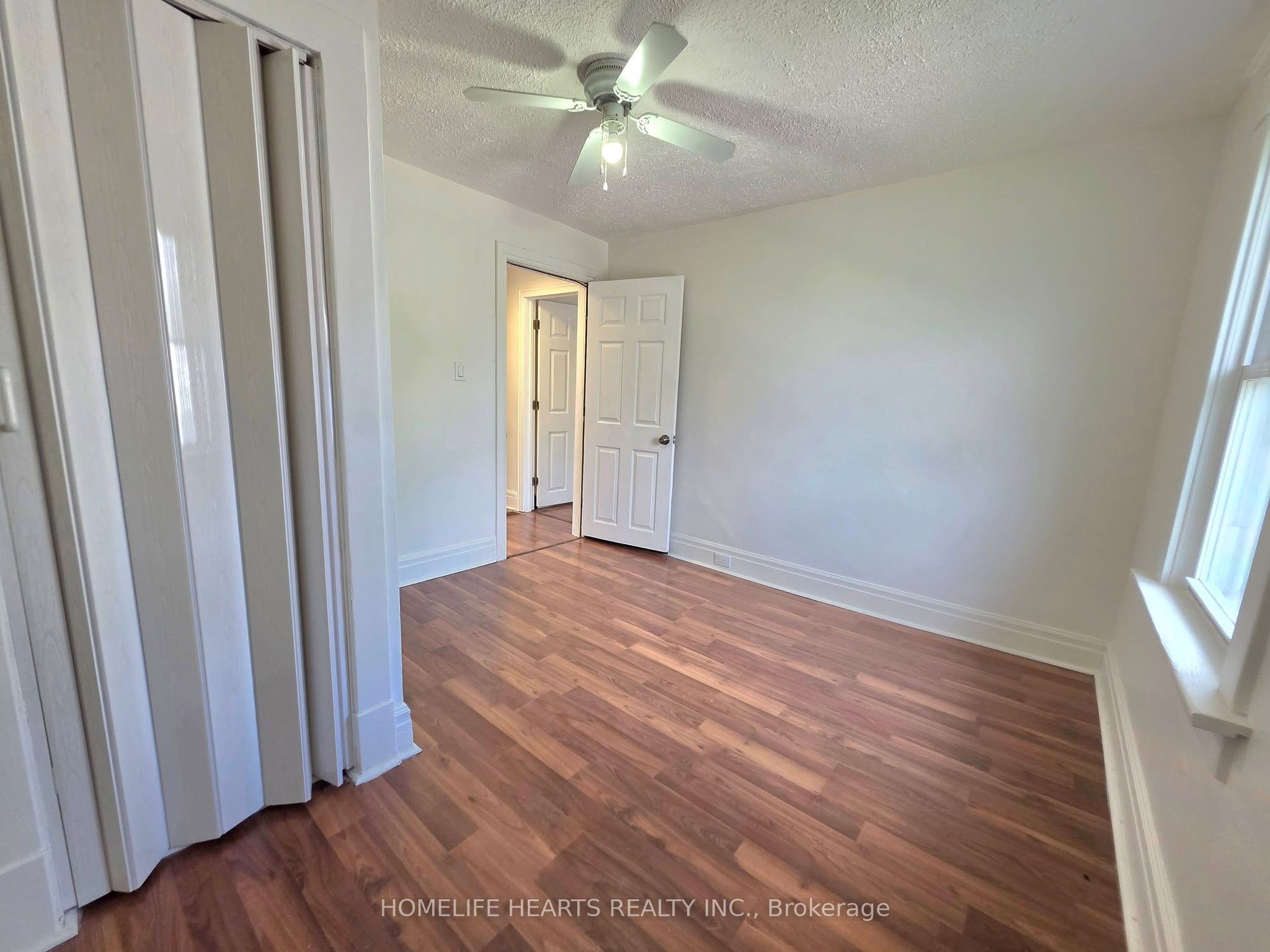 5404 Bridge Street Property Photo 18