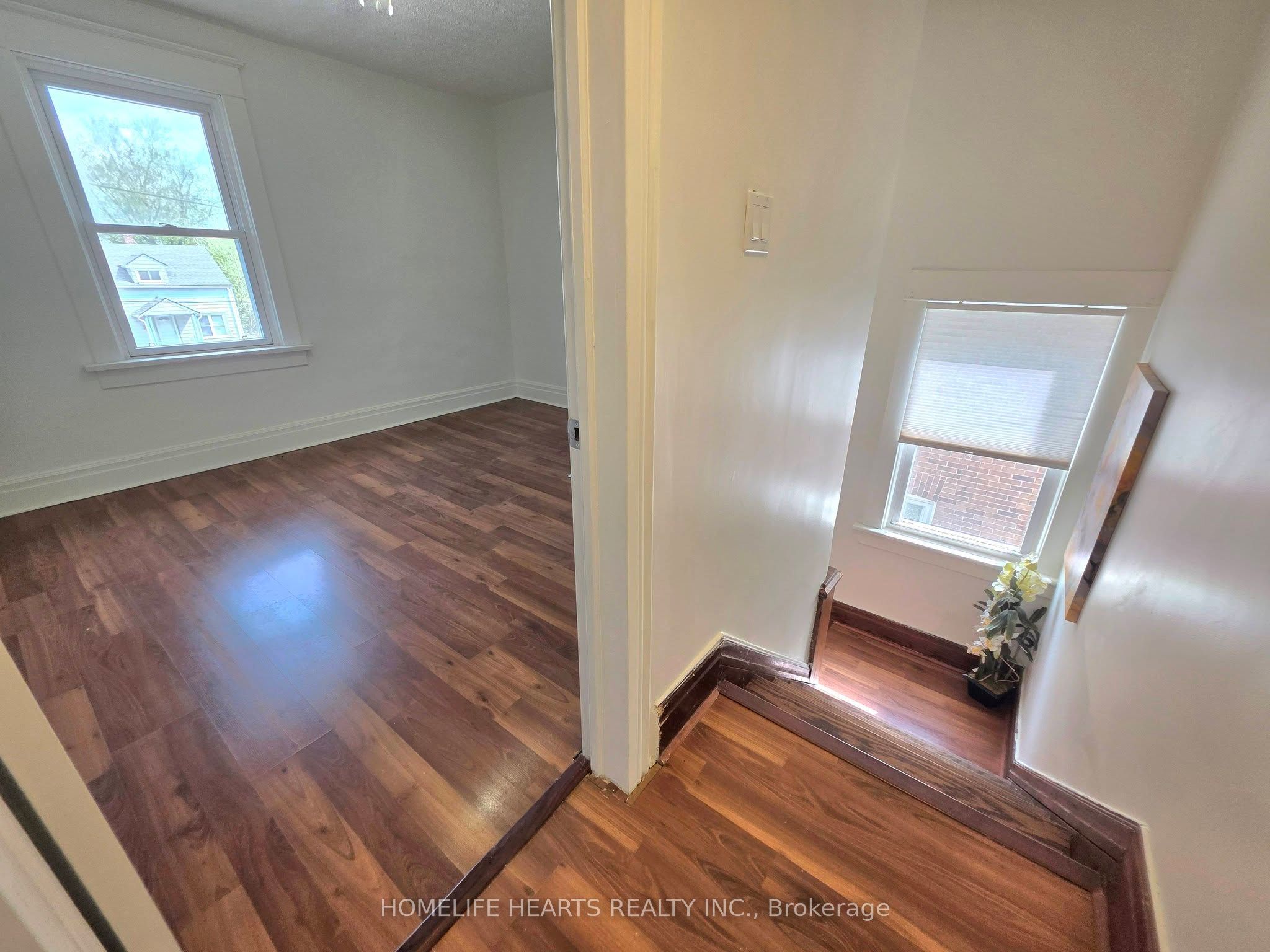5404 Bridge Street Property Photo 25