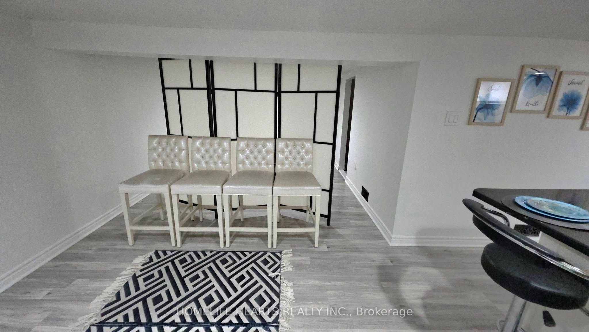 5404 Bridge Street Property Photo 29