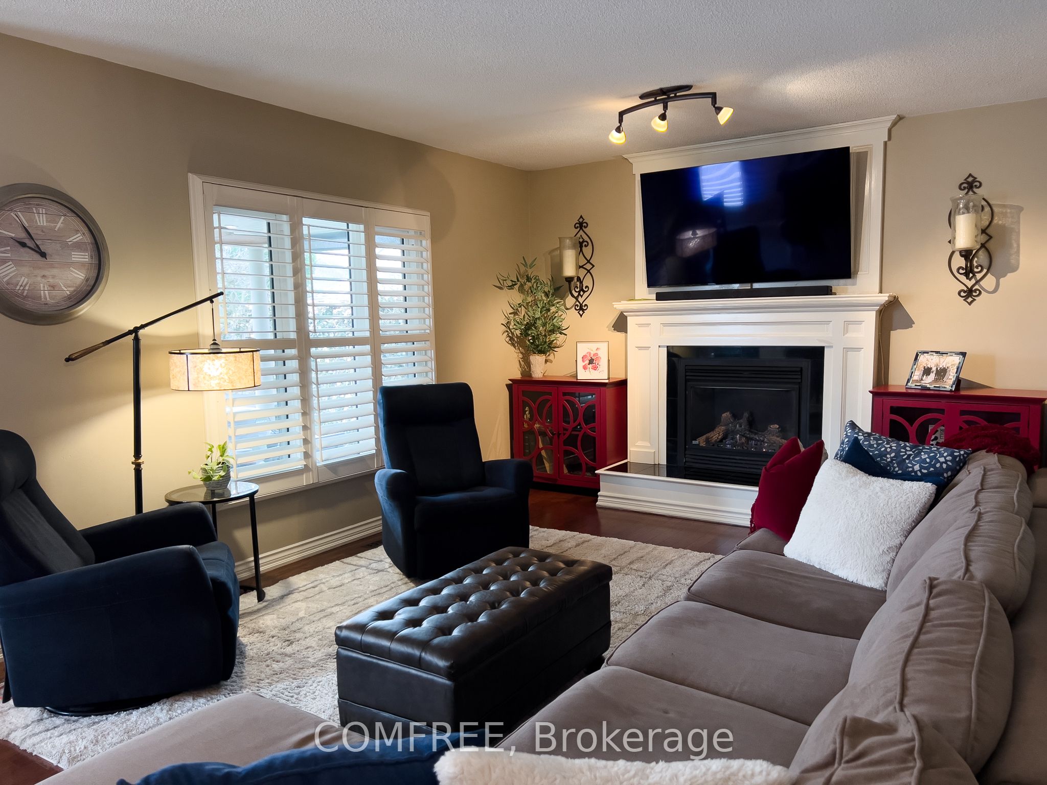 10 Endicott Drive Property Photo 8