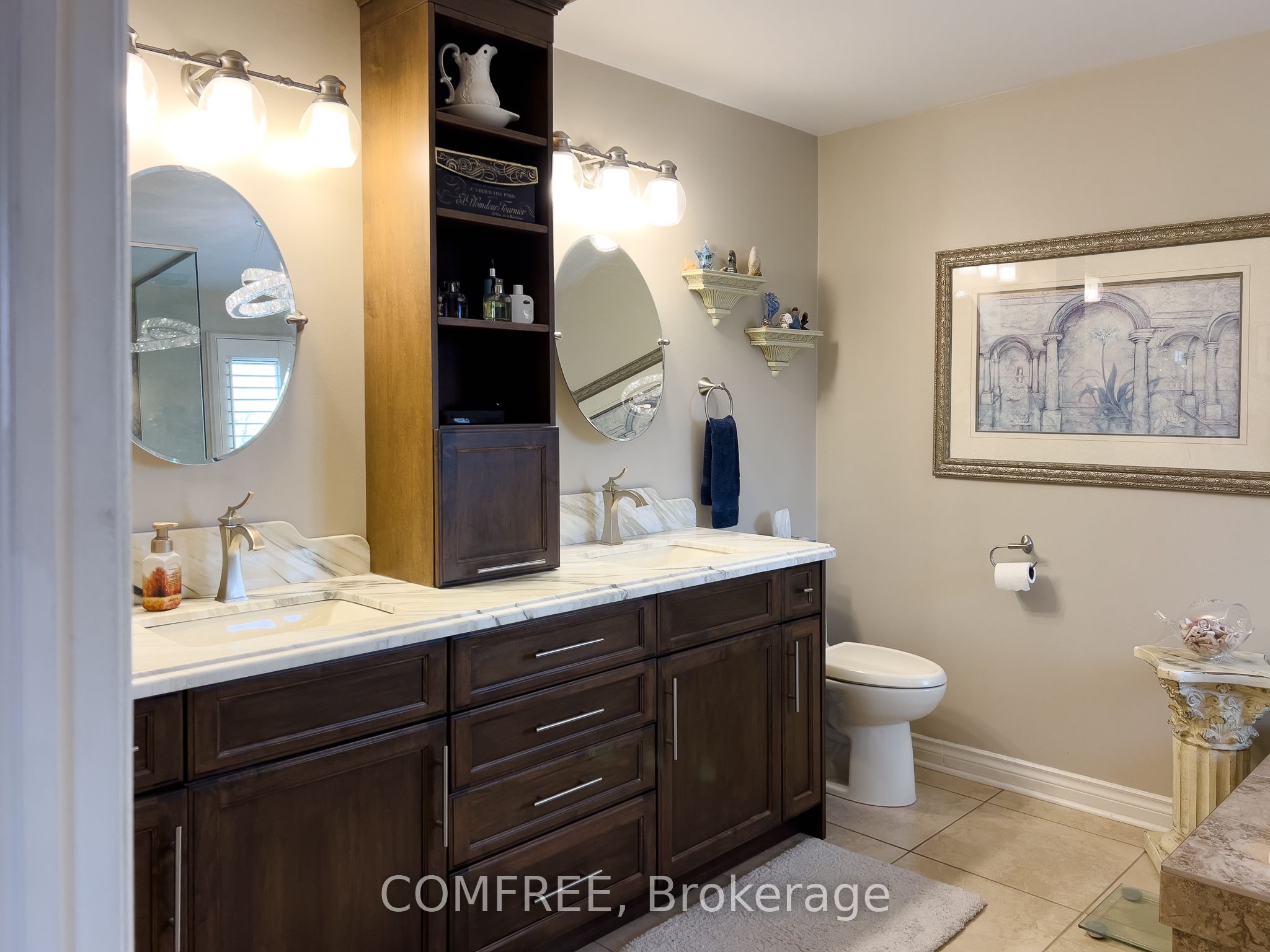 10 Endicott Drive Property Photo 11