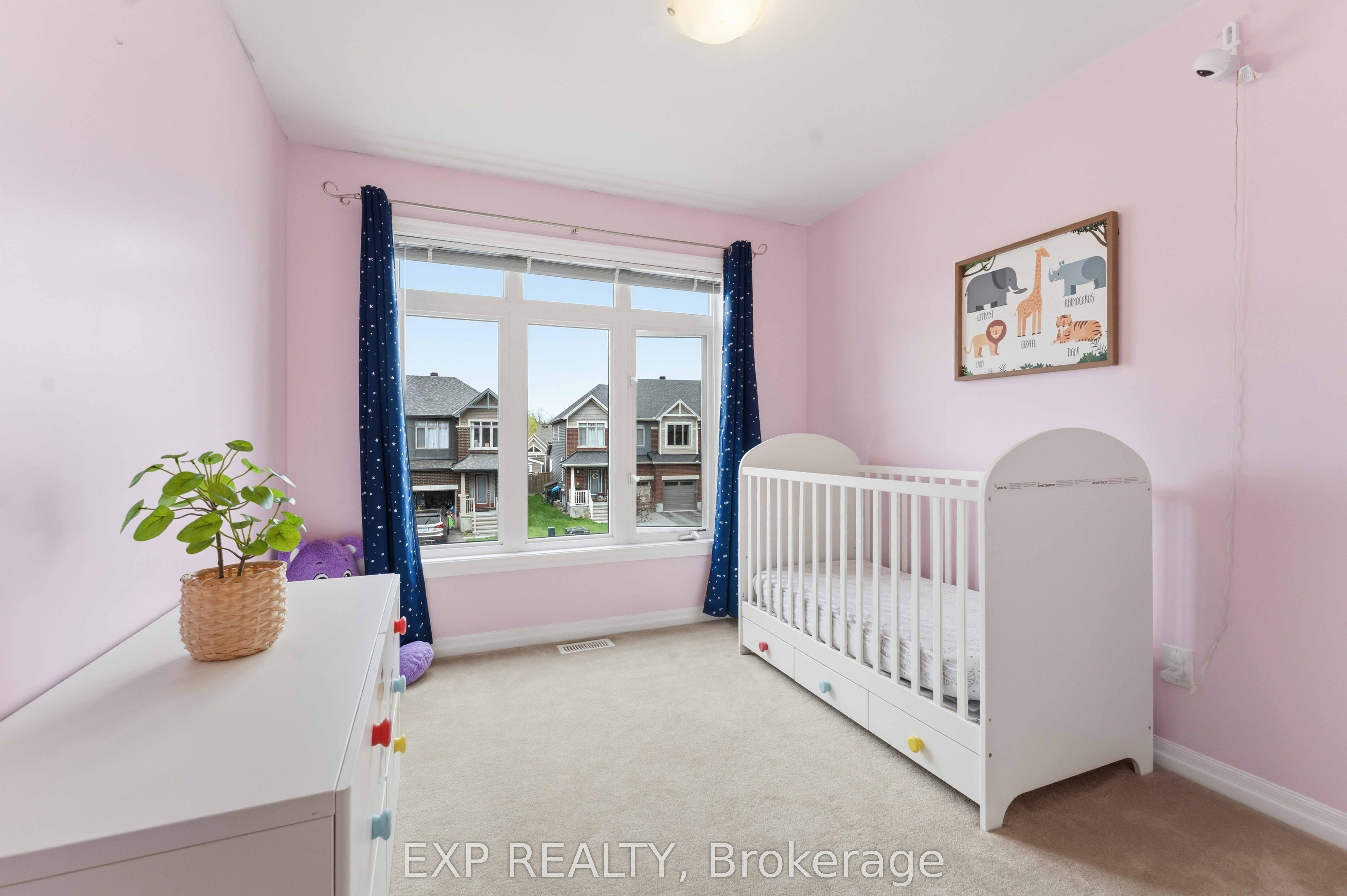 151 Hawkshaw Crescent Property Photo 16