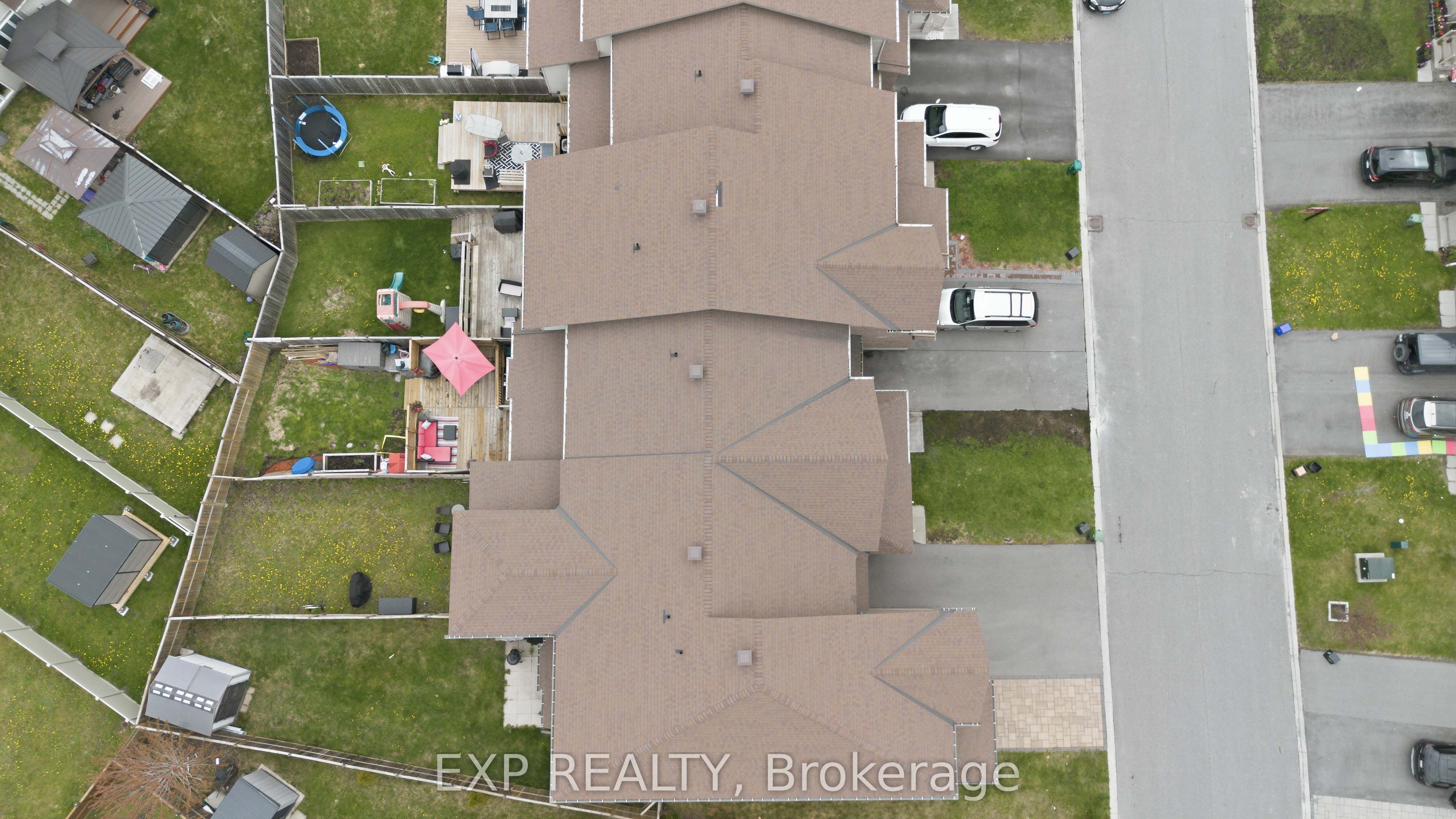 151 Hawkshaw Crescent Property Photo 23