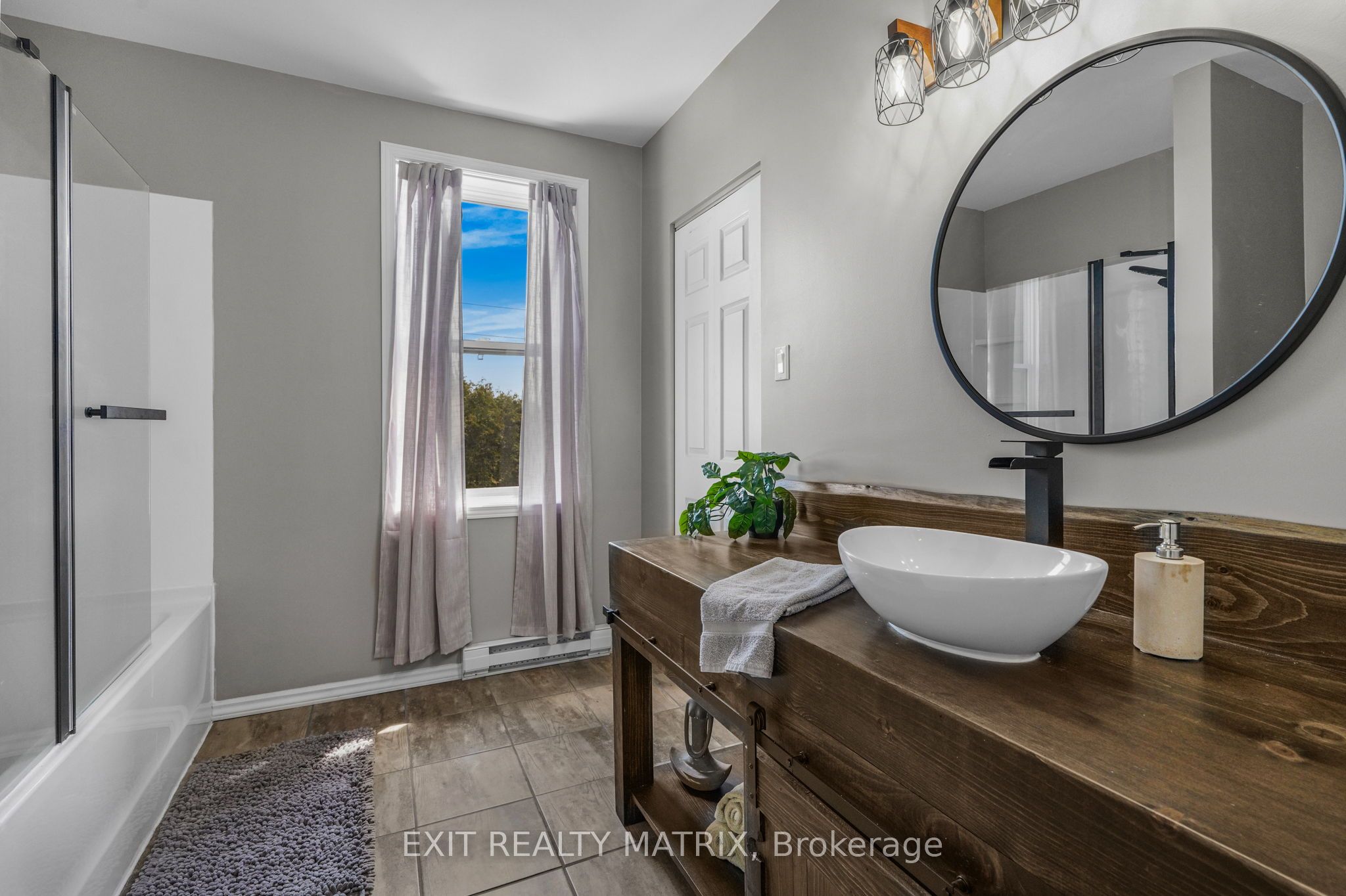 1871 Lajoie Street Property Photo 24