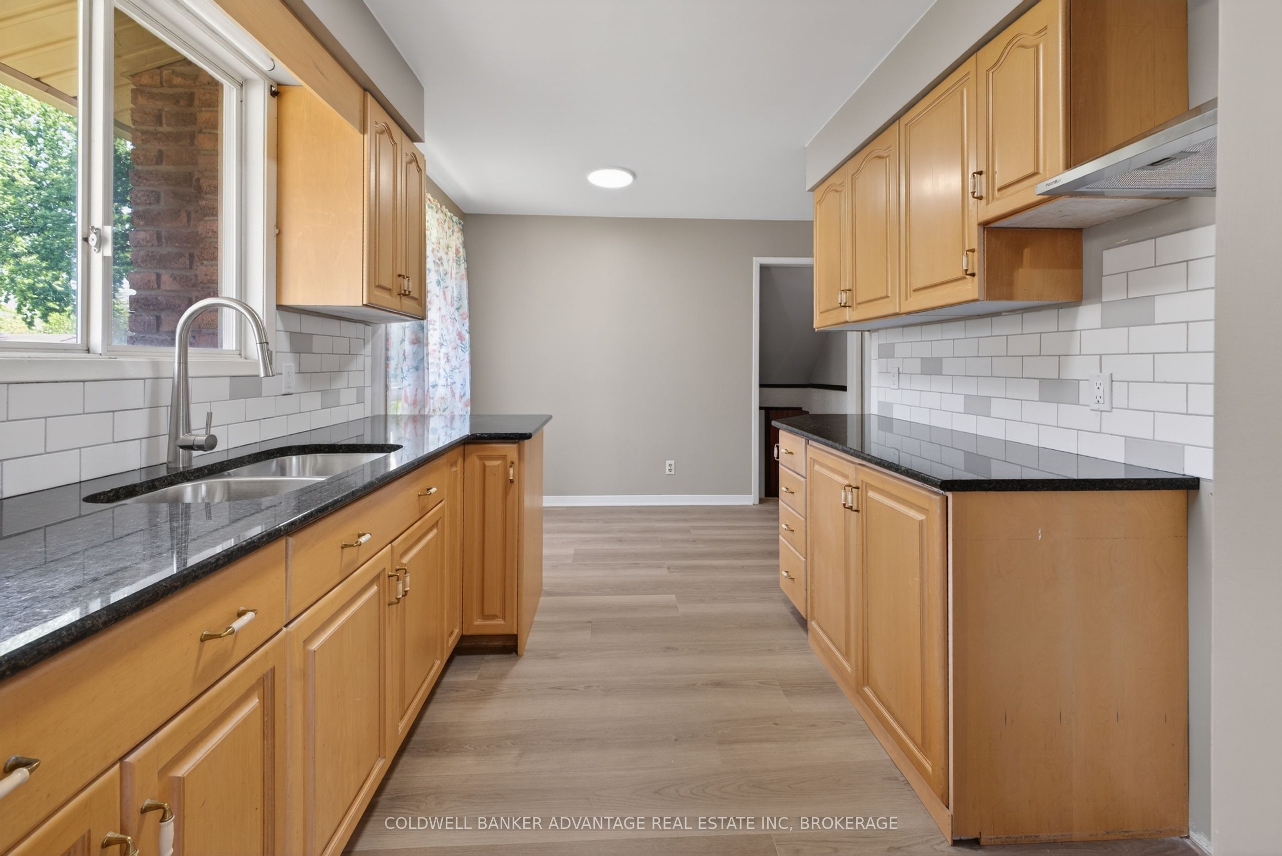 6976 Abbey Circle Property Photo 12