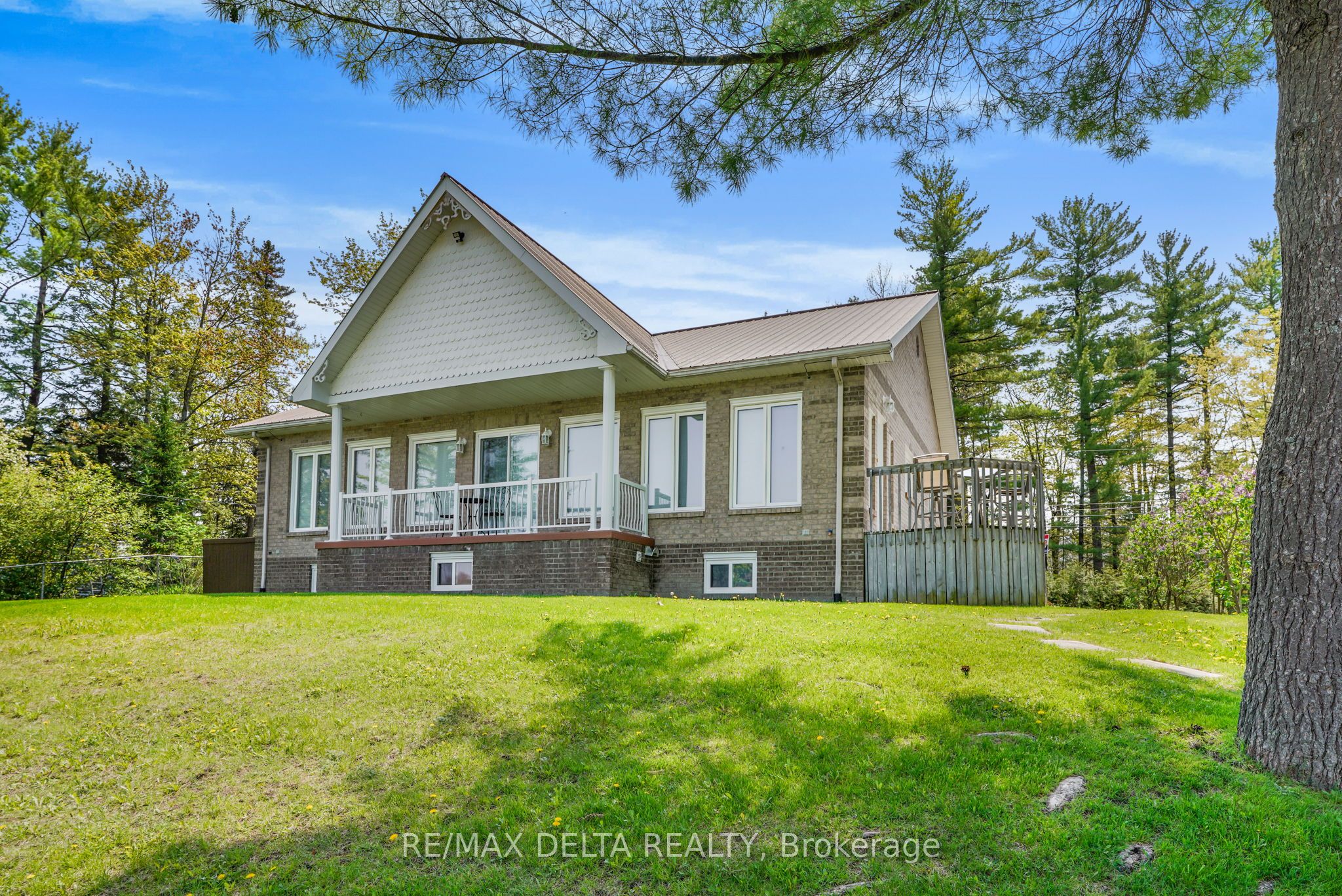 2071 Ch Tessier Road Property Photo 1