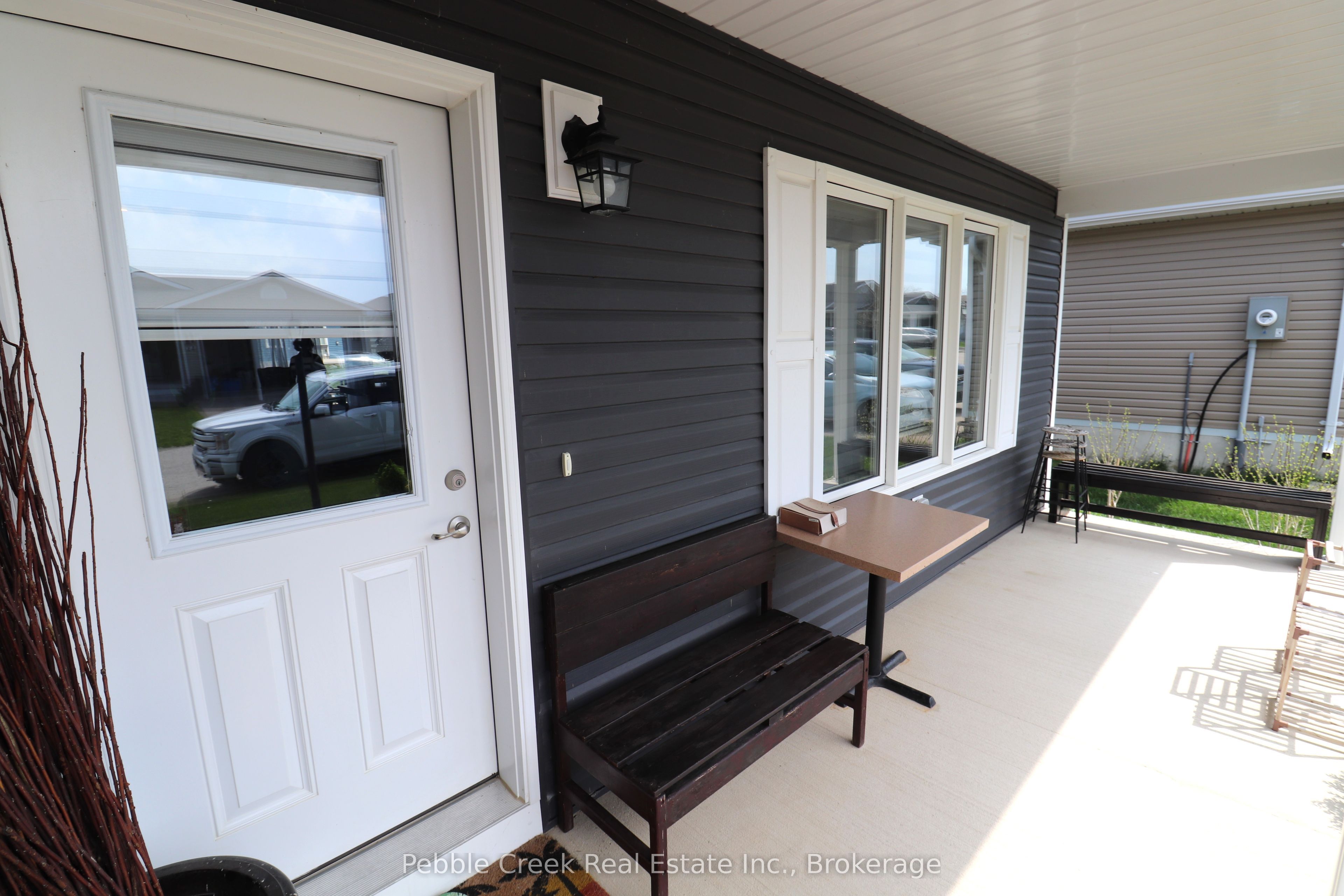 2 Highview Street Property Photo 3