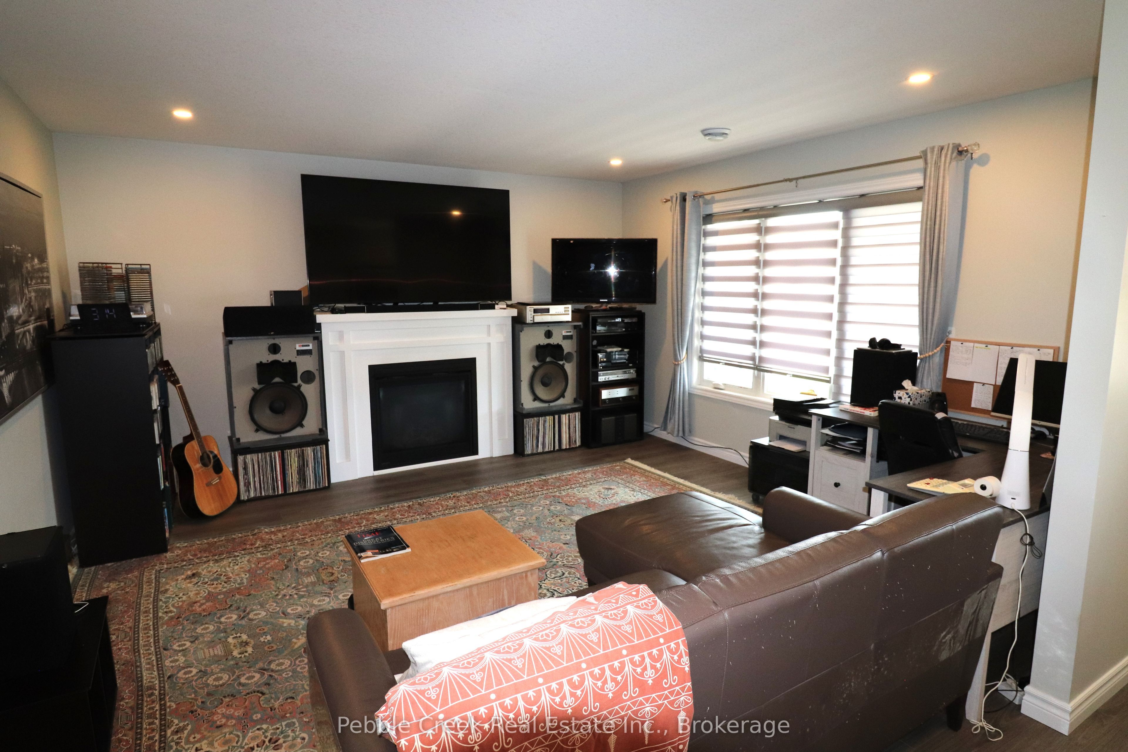 2 Highview Street Property Photo 5