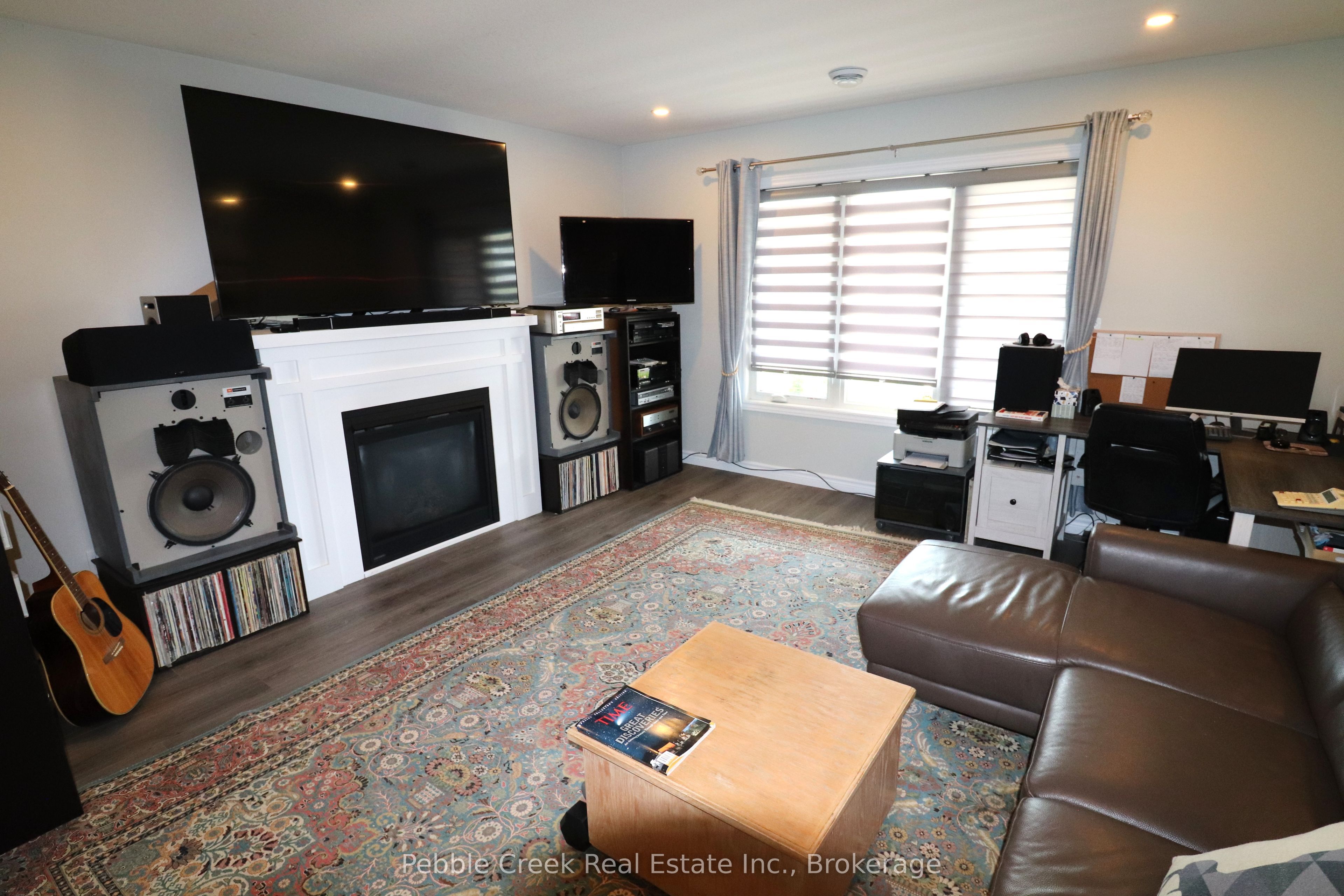 2 Highview Street Property Photo 7