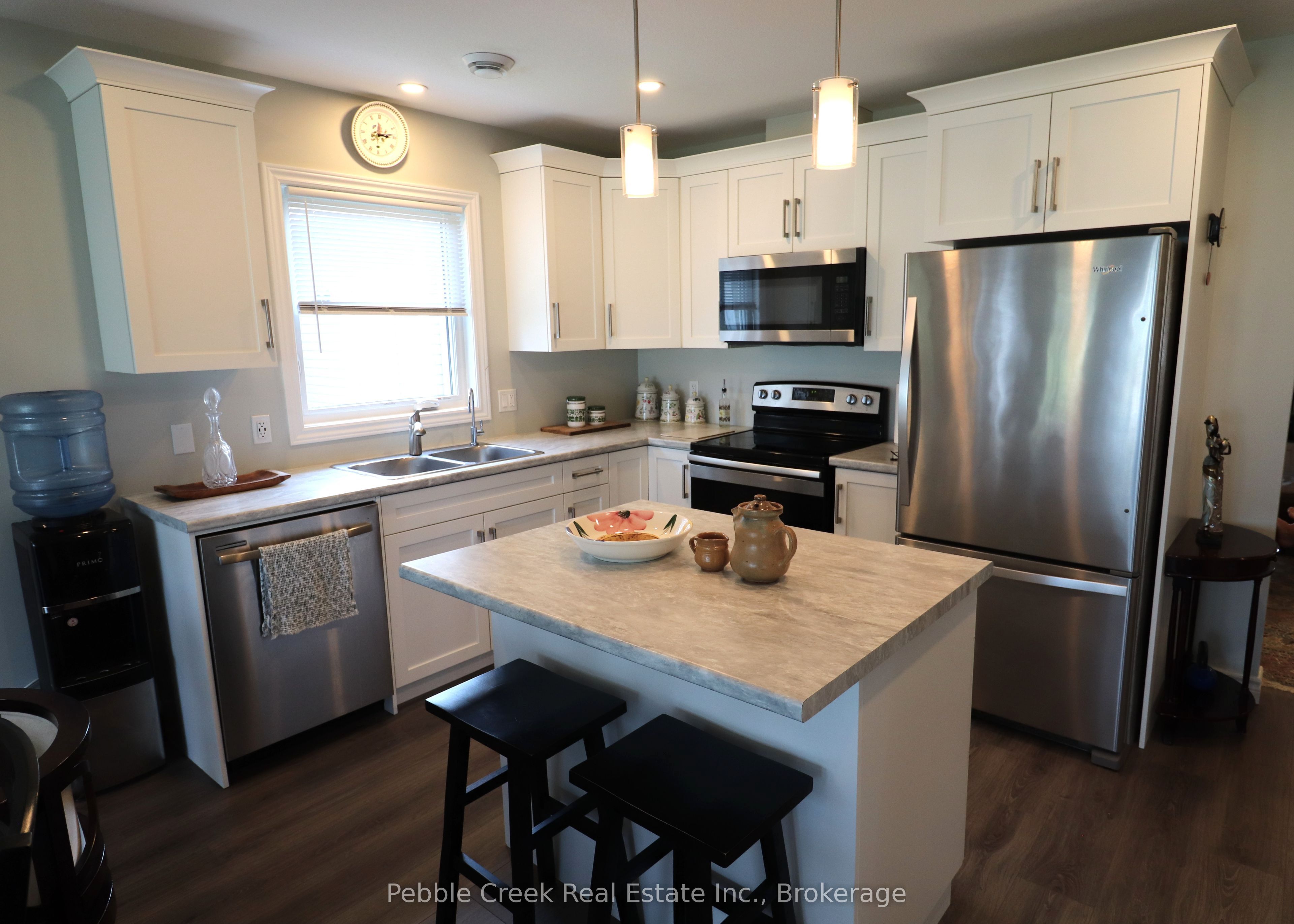2 Highview Street Property Photo 11