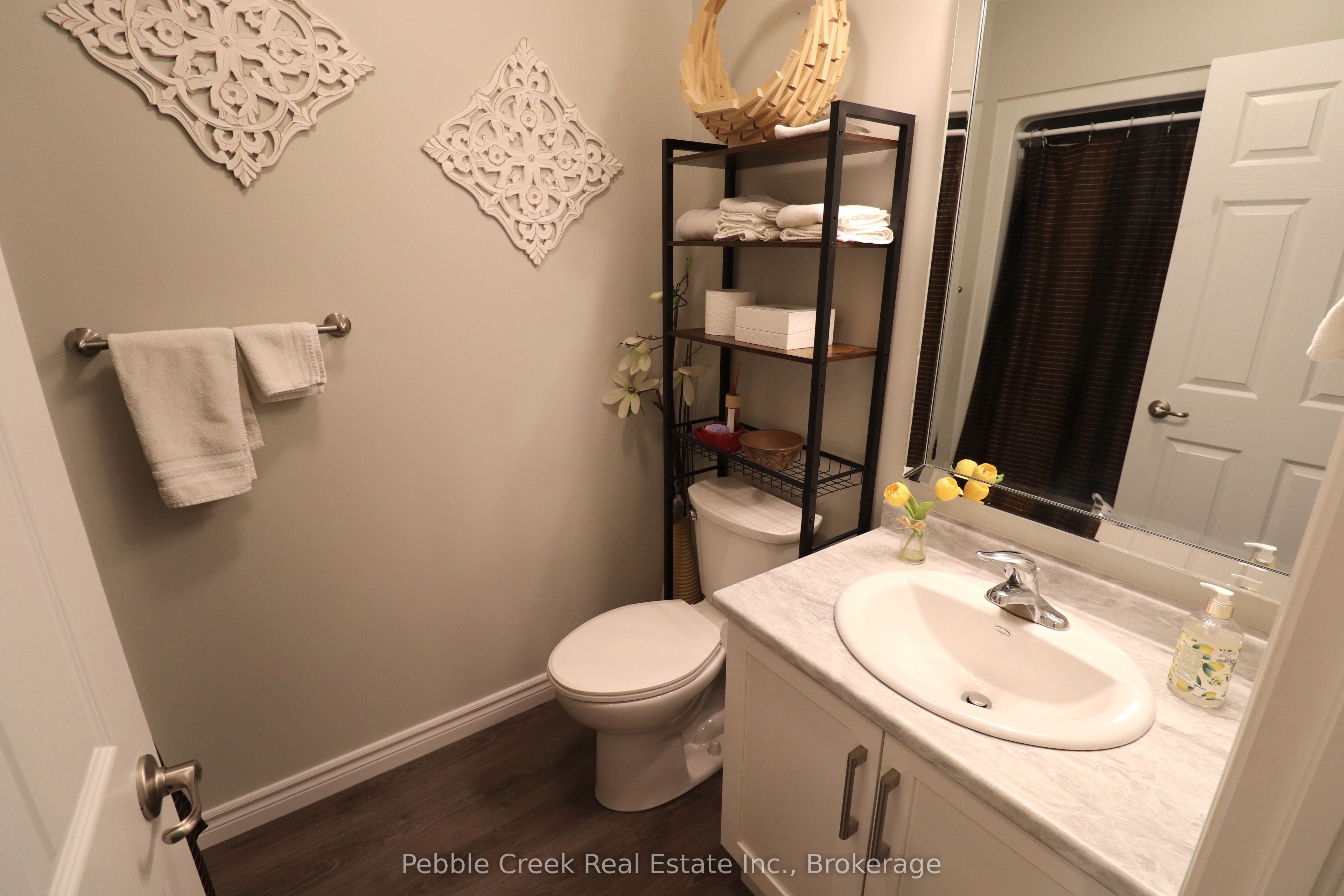 2 Highview Street Property Photo 23