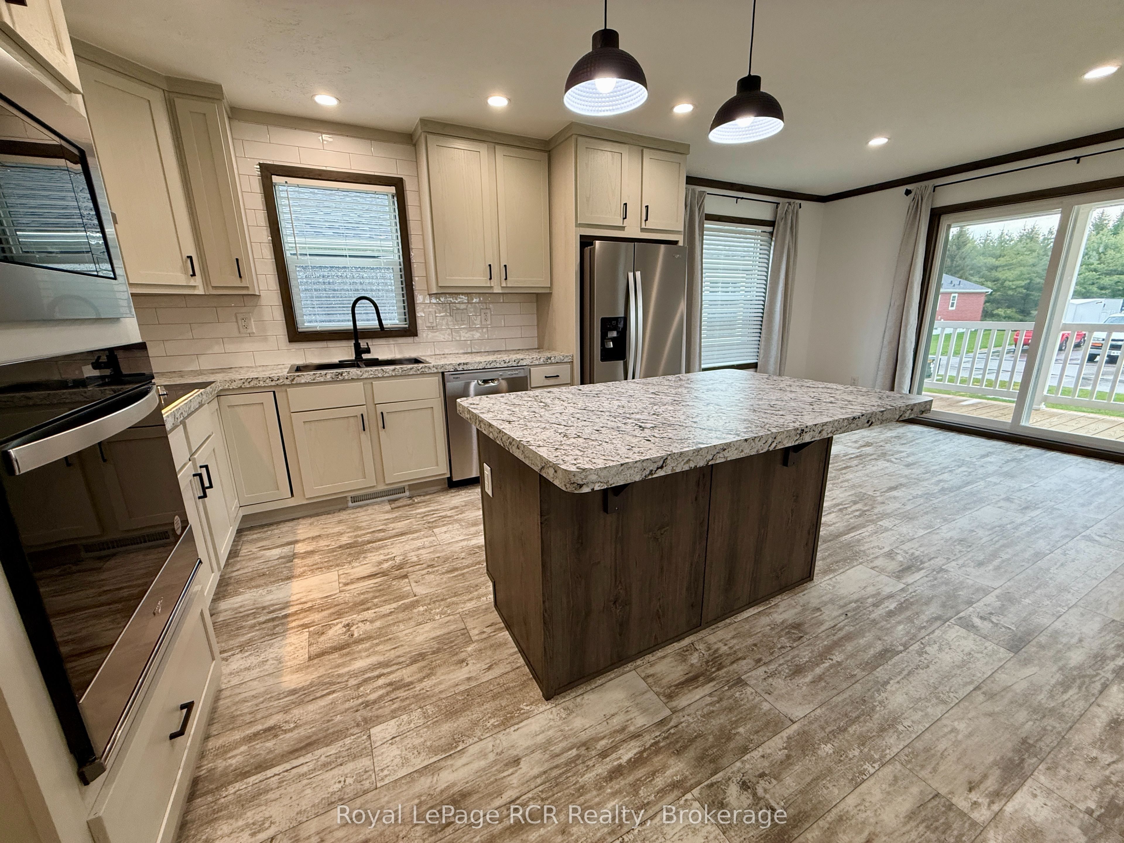 210 Spruce Drive Property Photo 16