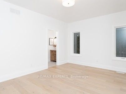 31001 9th Line Property Photo 13