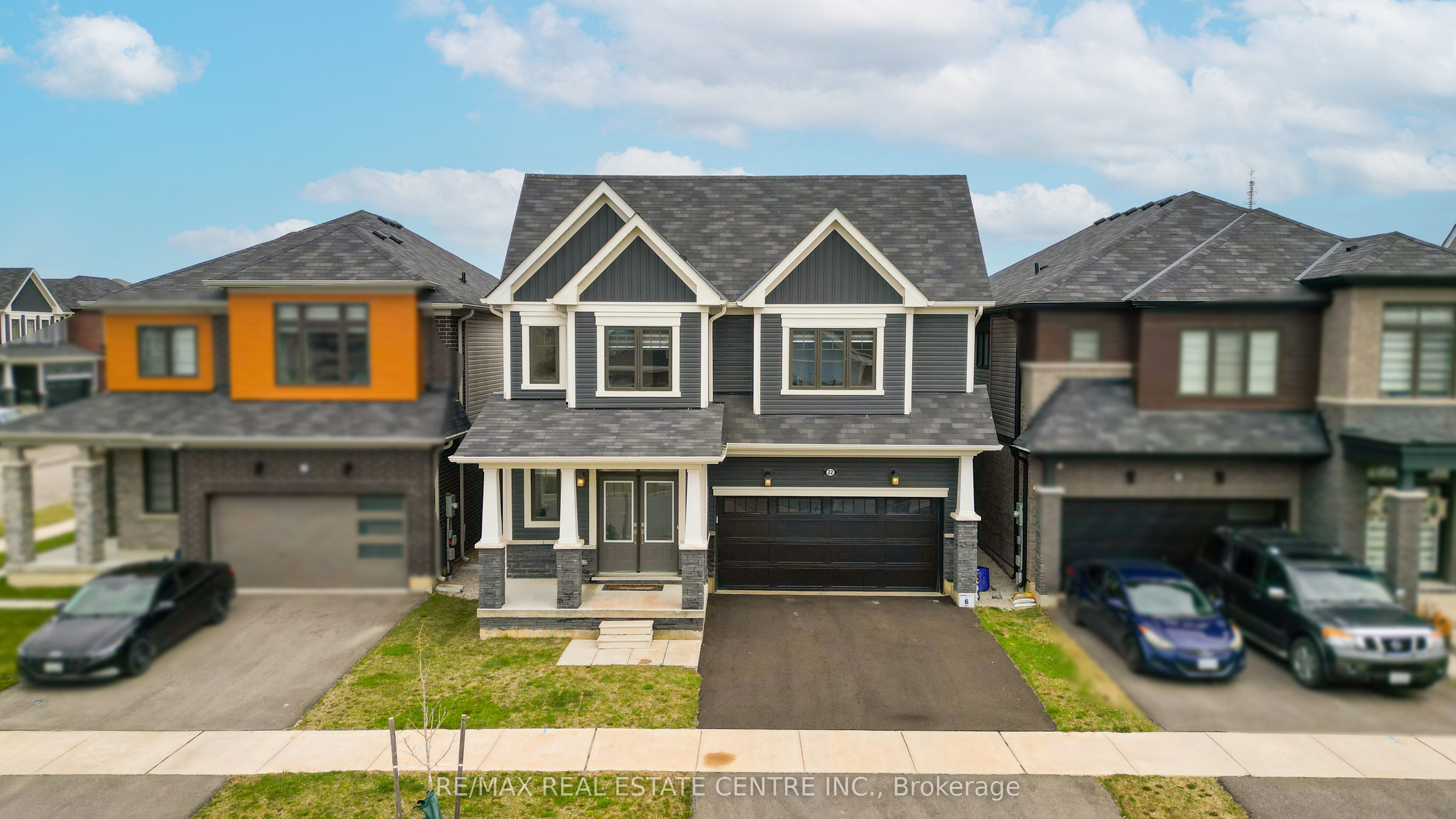 22 Oaktree Drive Property Photo 1