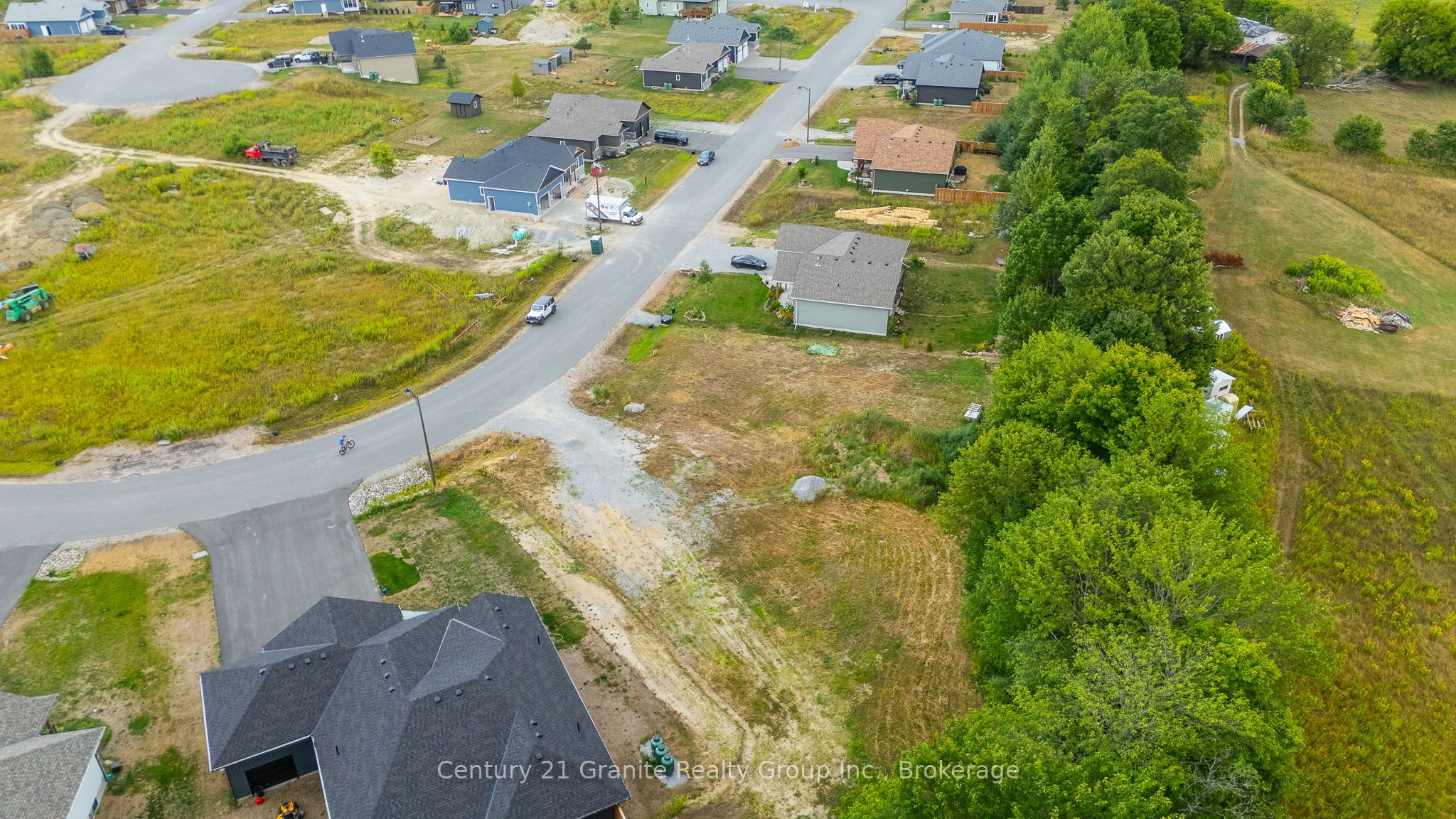 52 Windover Drive Property Photo 16