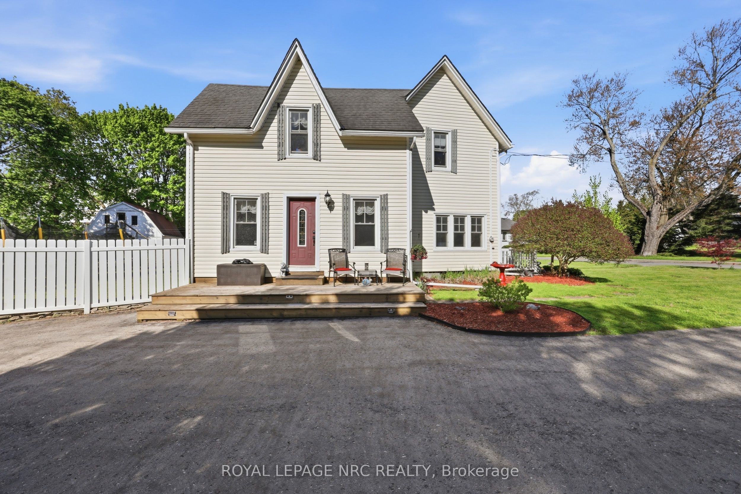 776 Canboro Road Property Photo 1