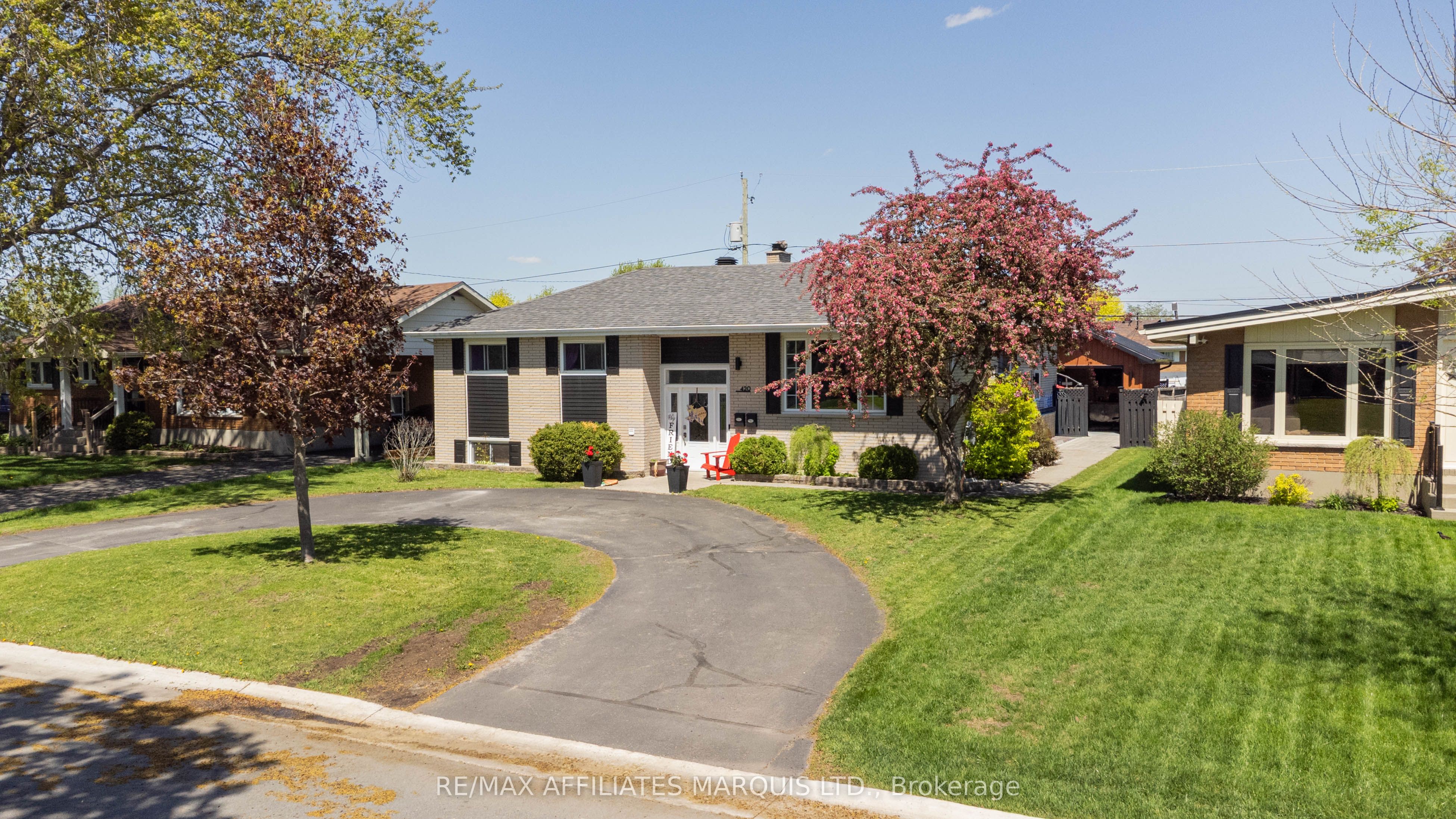 420 Beach Avenue Property Photo 1