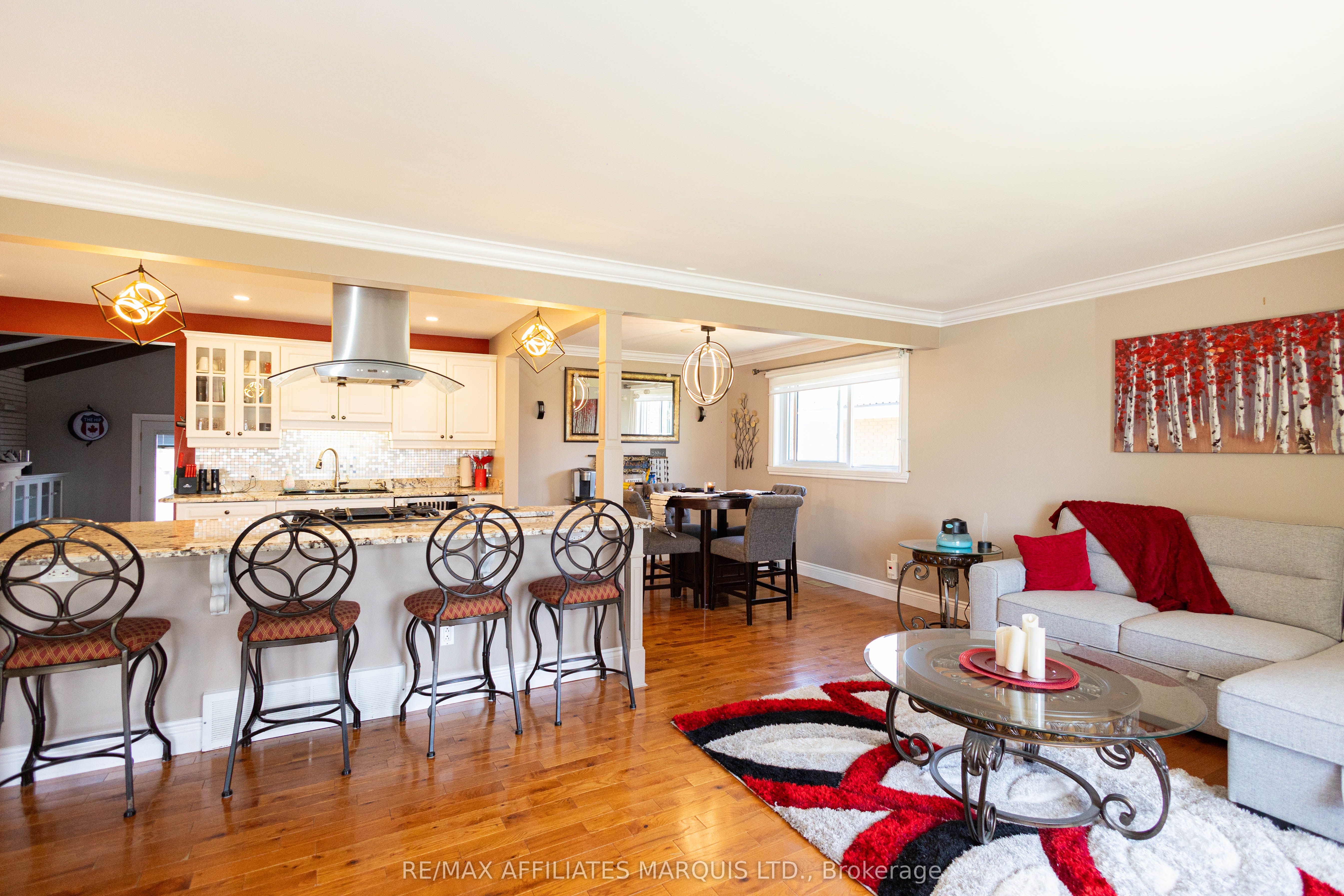 420 Beach Avenue Property Photo 18