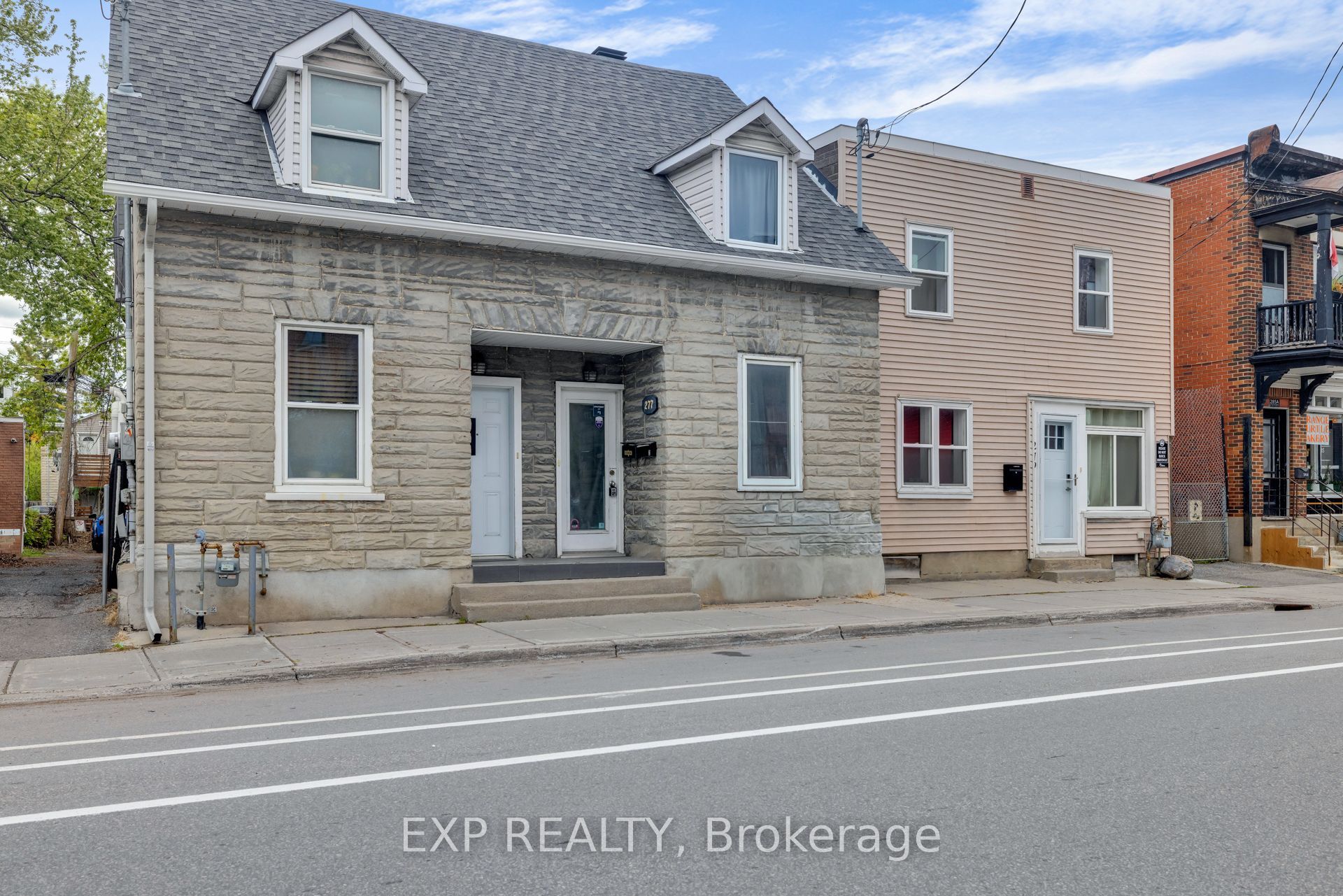 277 St Patrick Street Property Photo 1