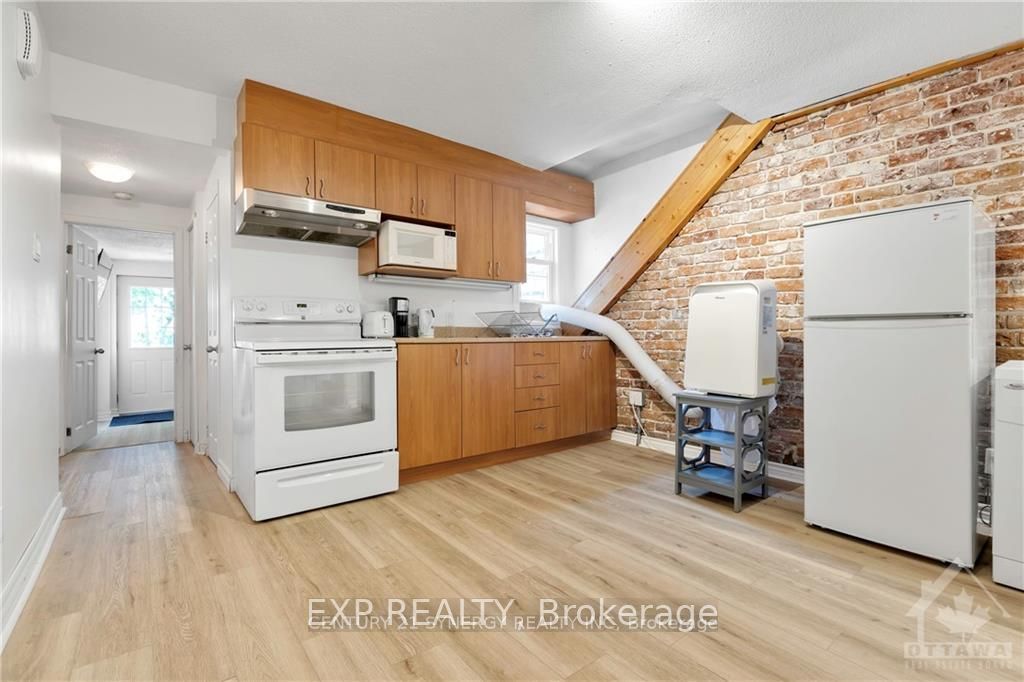 277 St Patrick Street Property Photo 6
