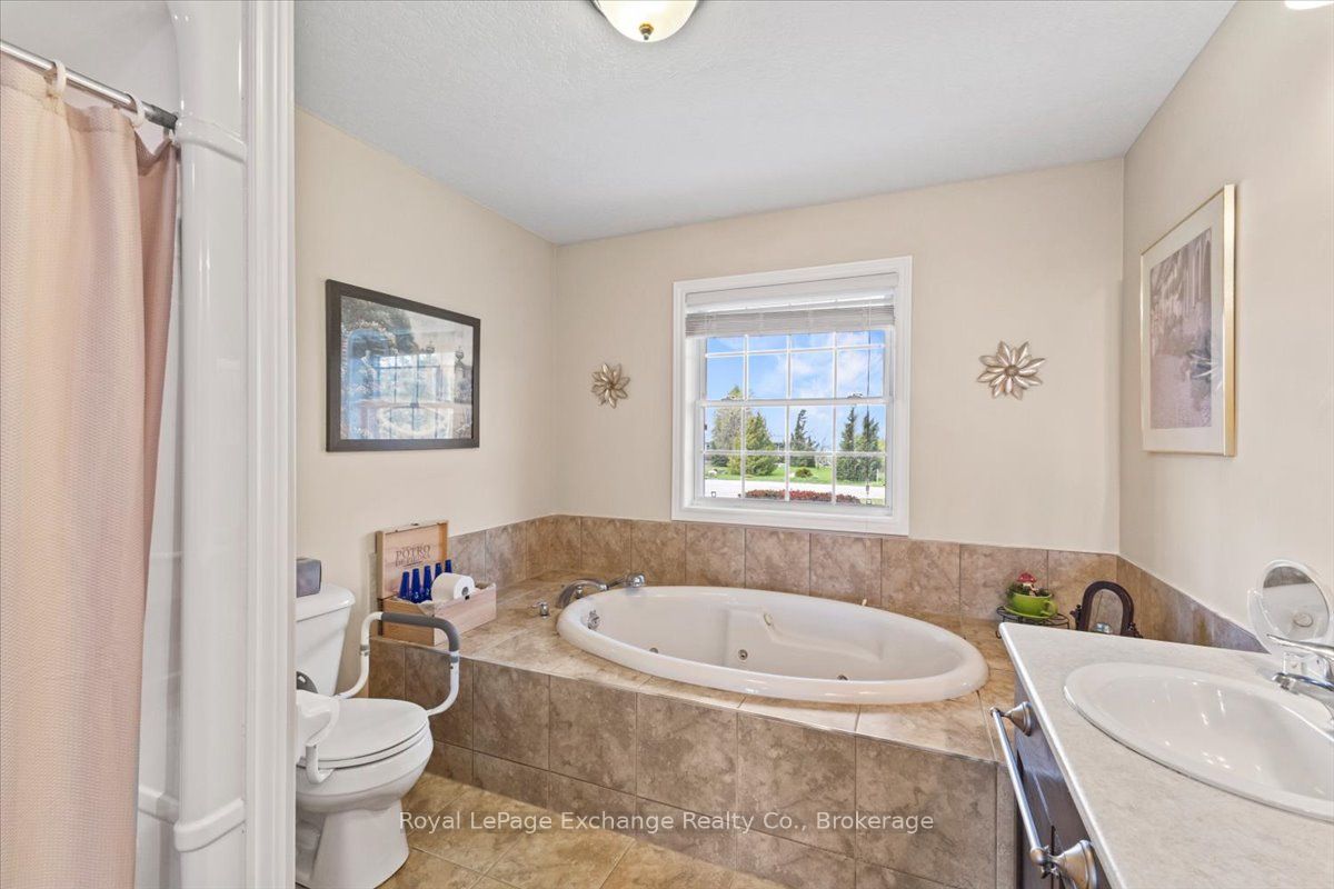 801 Troys Trail Property Photo 16