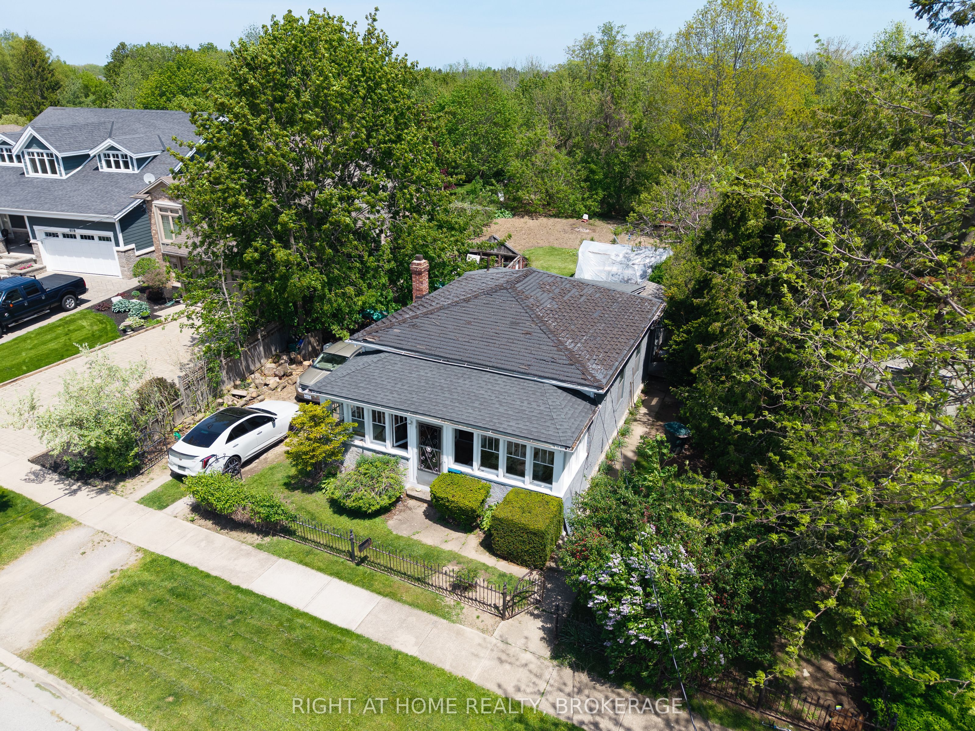 20 John Street Property Photo 3