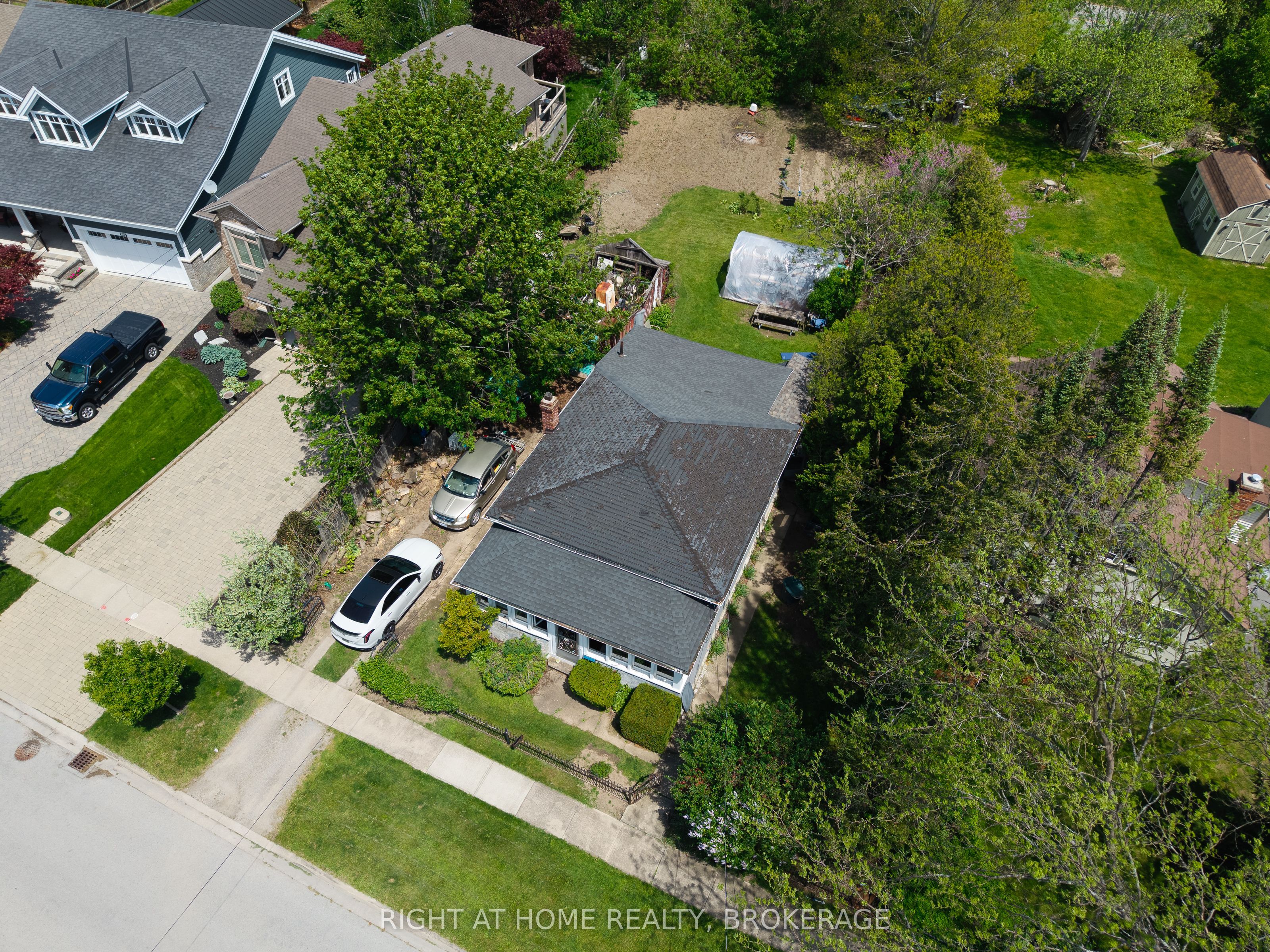 20 John Street Property Photo 4