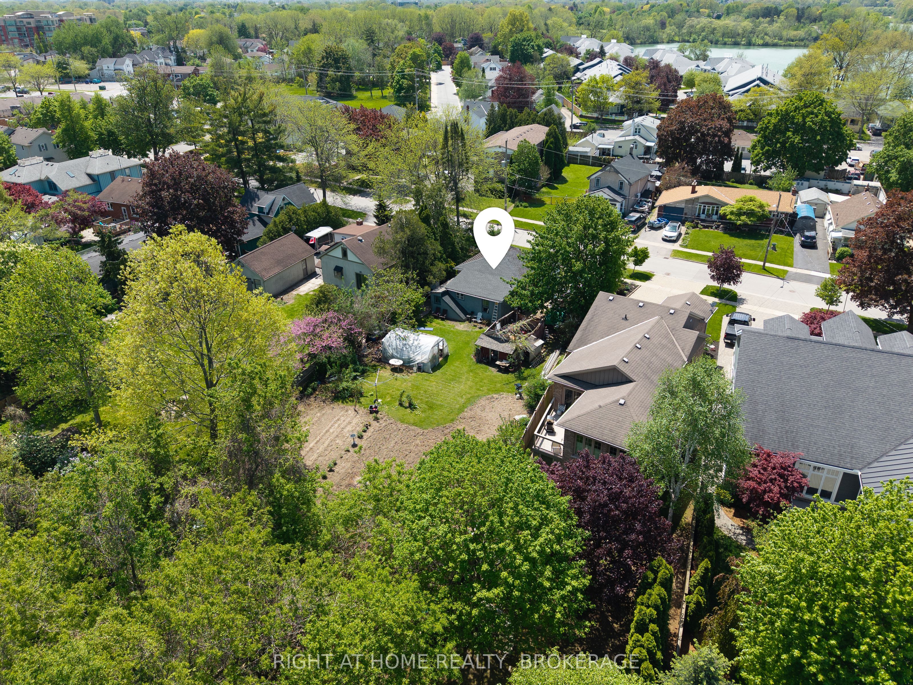 20 John Street Property Photo 8