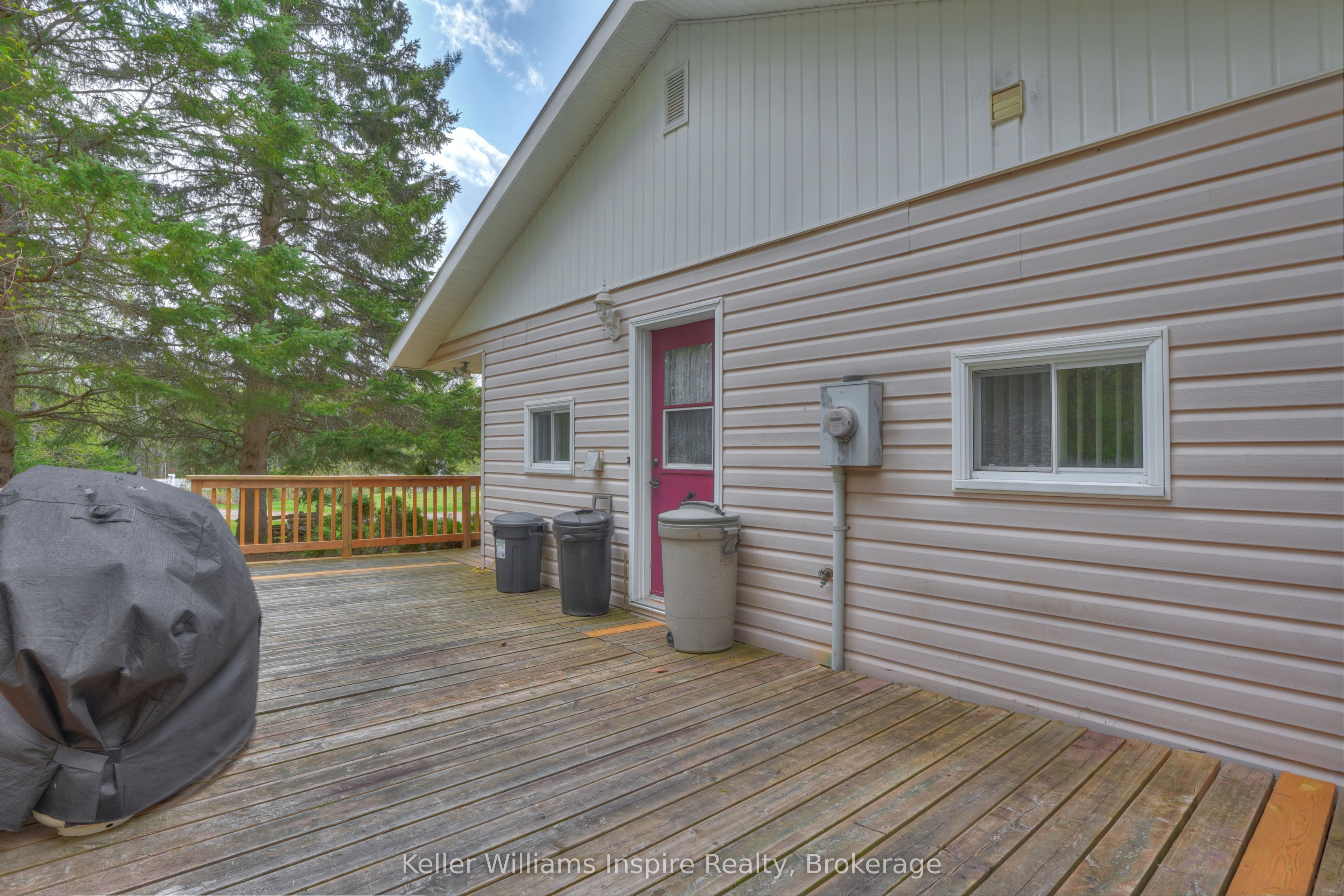 5311 Loop Road Property Photo 11