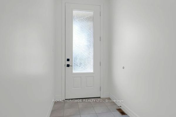 4 Kingfisher Drive Property Photo 6